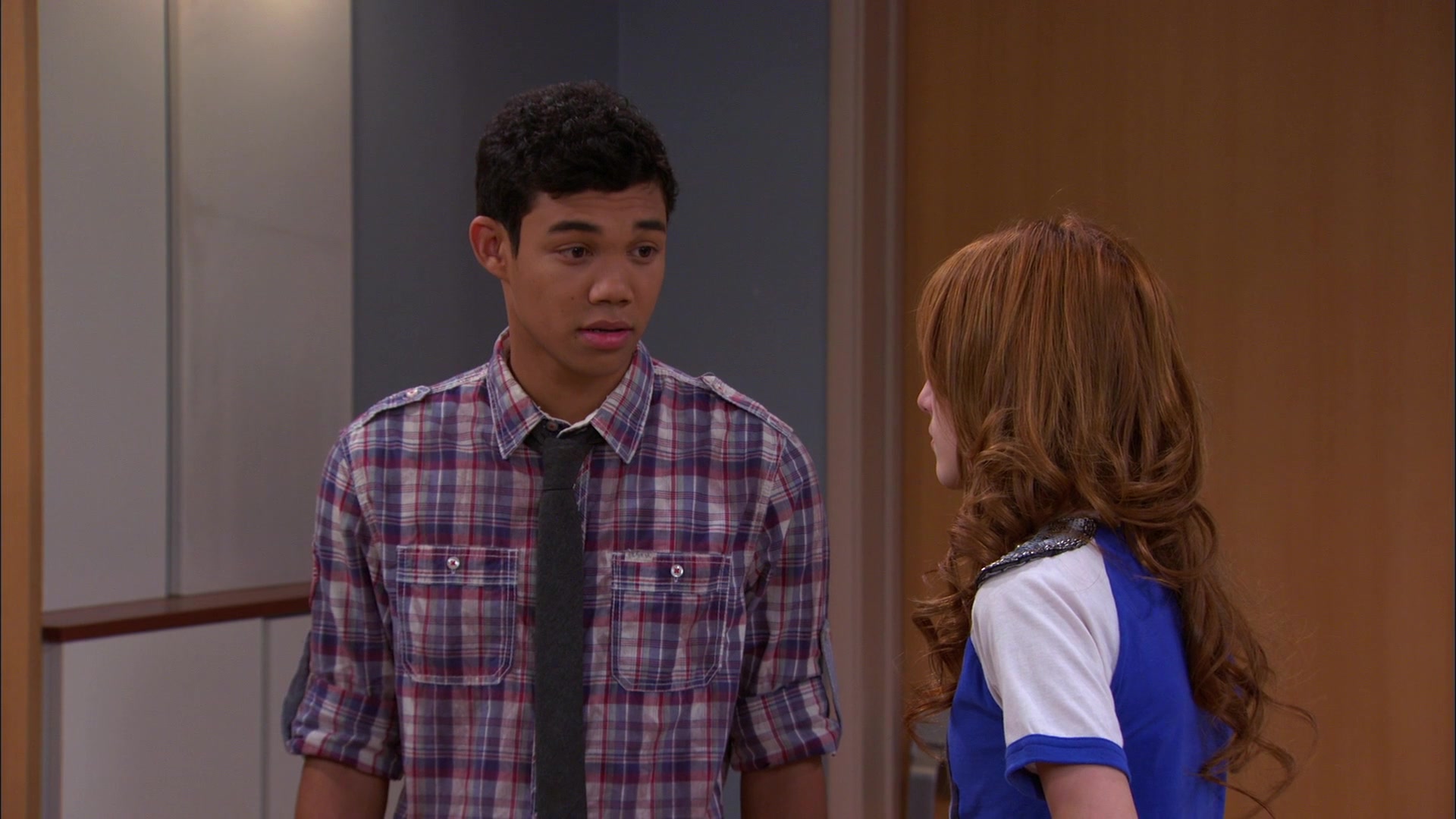 Shake_It_Up_S01E20_1080p_BTD_002650.jpg
