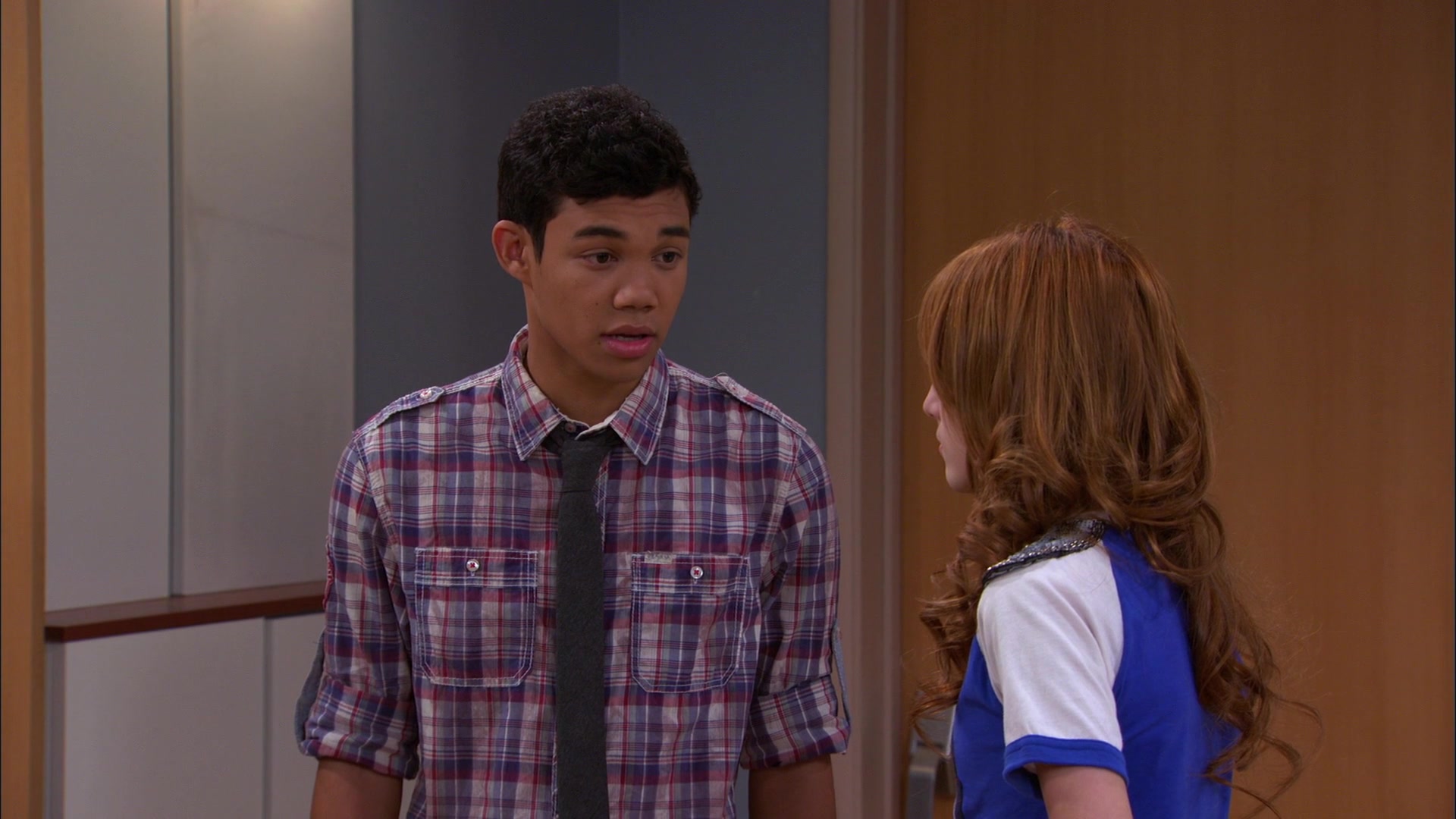 Shake_It_Up_S01E20_1080p_BTD_002656.jpg