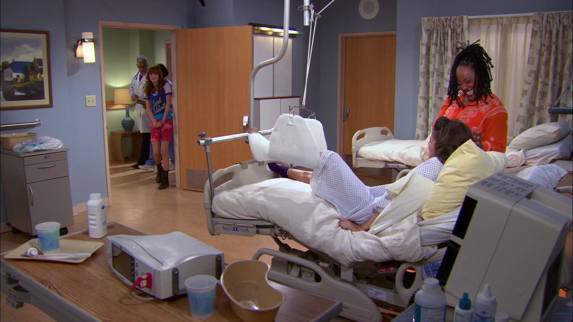 Shake_It_Up_S01E20_1080p_BTD_002928.jpg