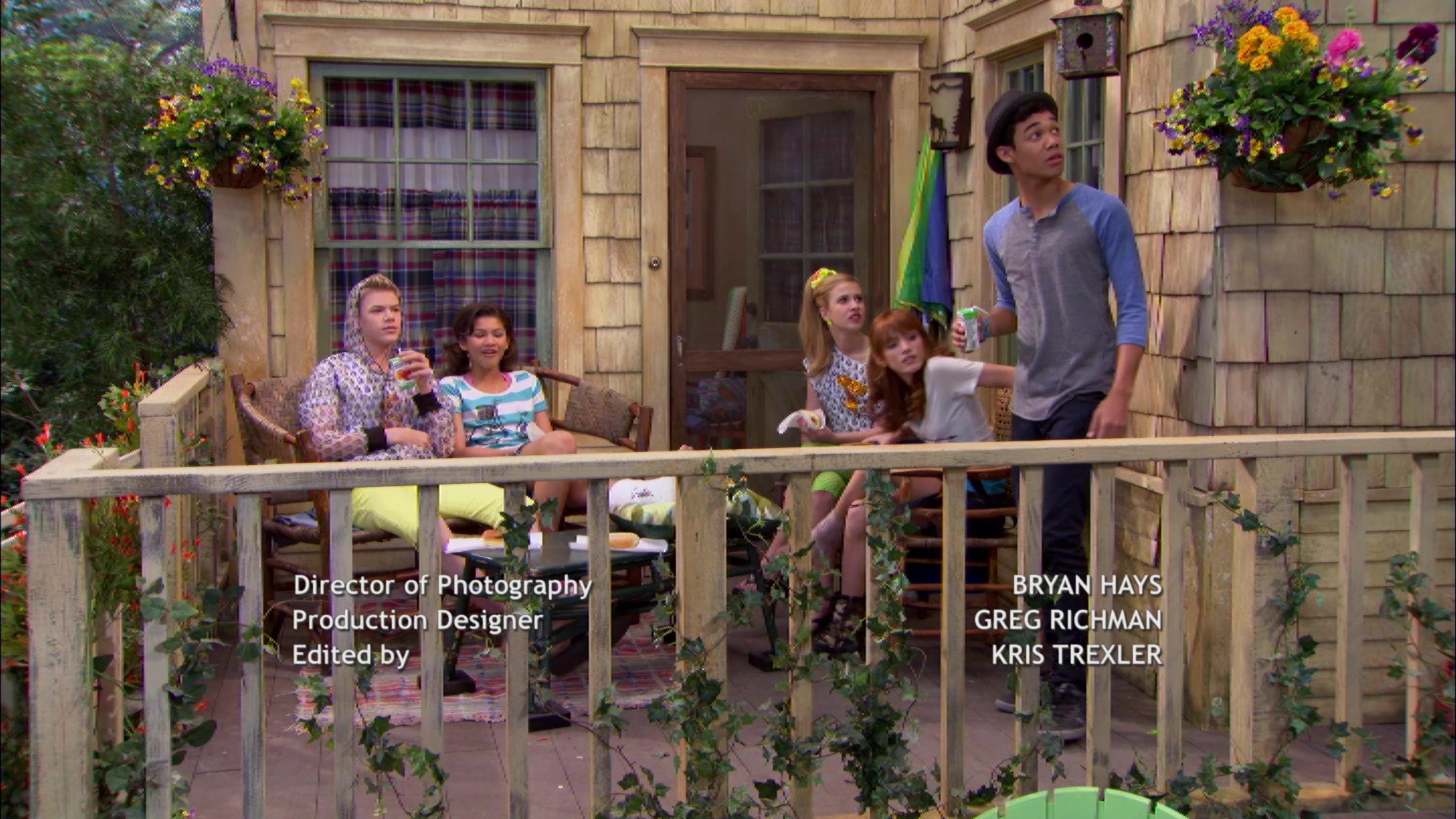 Shake_It_Up_S01E20_1080p_BTD_003082.jpg Shake_It_Up_S01E20_1080p_BTD_003082.jpg