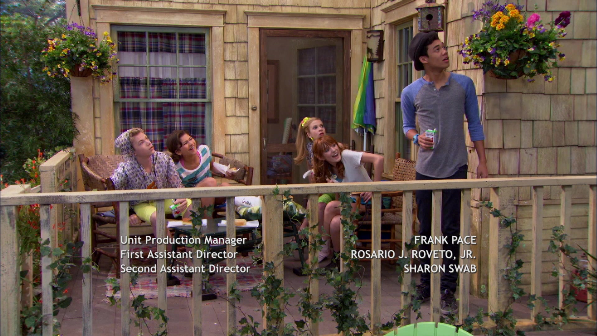 Shake_It_Up_S01E20_1080p_BTD_003090.jpg Shake_It_Up_S01E20_1080p_BTD_003090.jpg