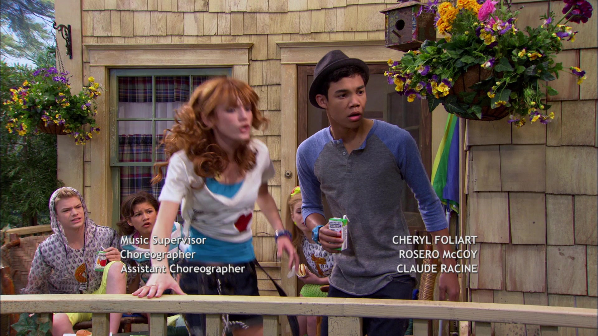 Shake_It_Up_S01E20_1080p_BTD_003101.jpg Shake_It_Up_S01E20_1080p_BTD_003101.jpg