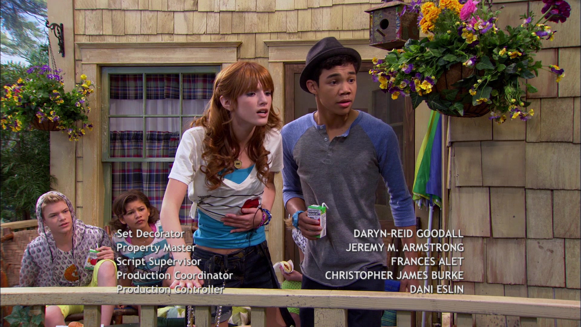 Shake_It_Up_S01E20_1080p_BTD_003108.jpg Shake_It_Up_S01E20_1080p_BTD_003108.jpg
