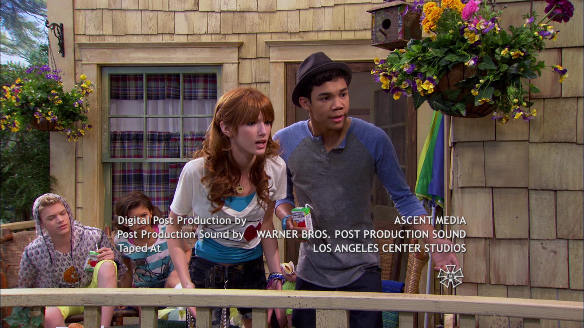 Shake_It_Up_S01E20_1080p_BTD_003118.jpg Shake_It_Up_S01E20_1080p_BTD_003118.jpg