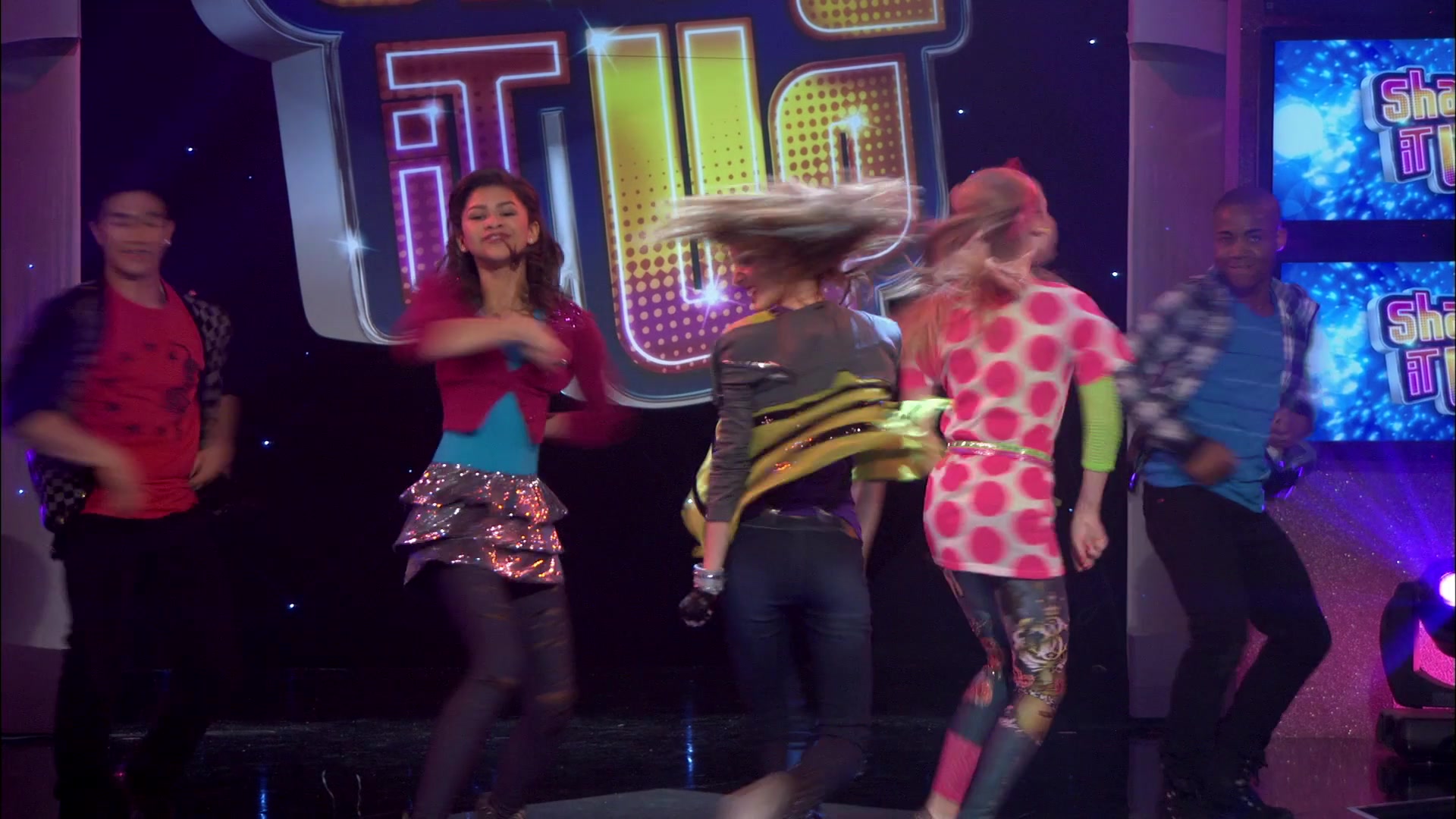 Shake_It_Up_S01E21_1080p_BTD_000168.jpg Shake_It_Up_S01E21_1080p_BTD_000168.jpg