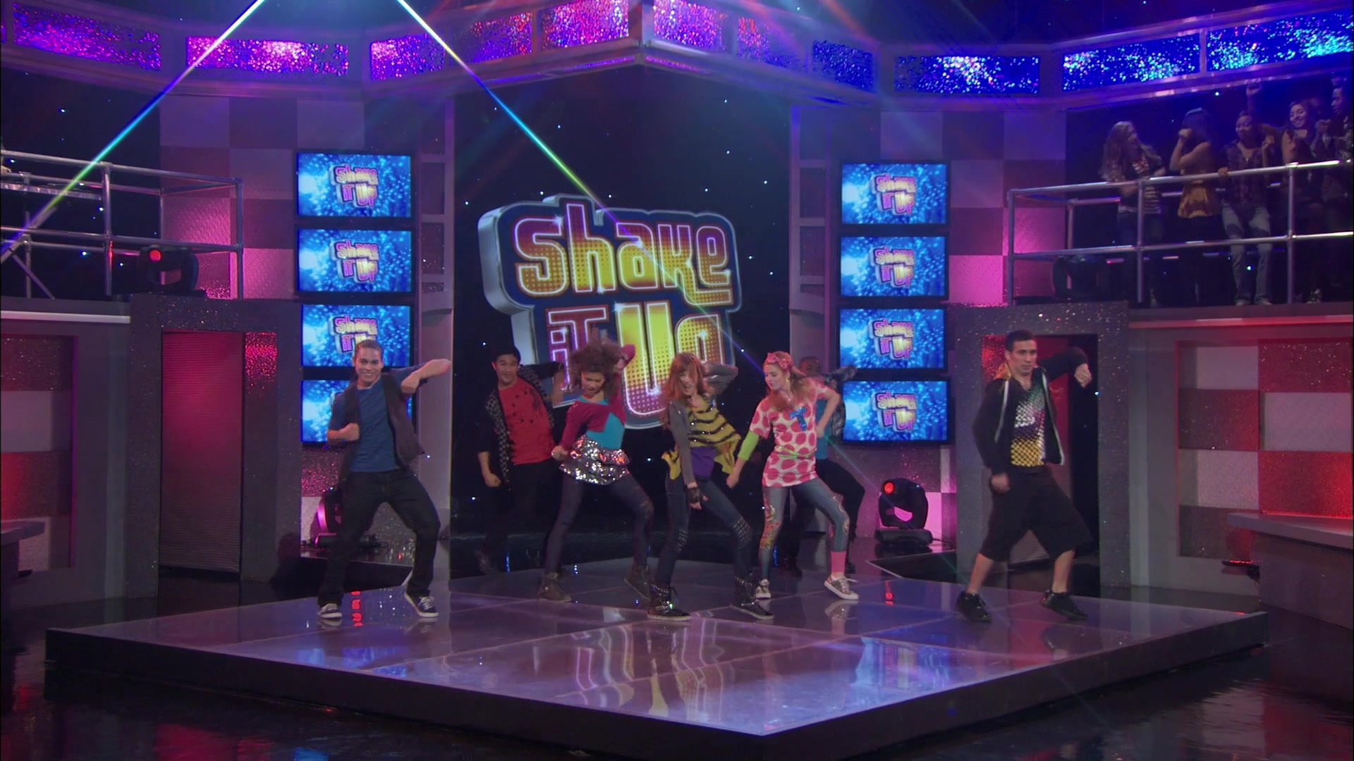 Shake_It_Up_S01E21_1080p_BTD_000185.jpg