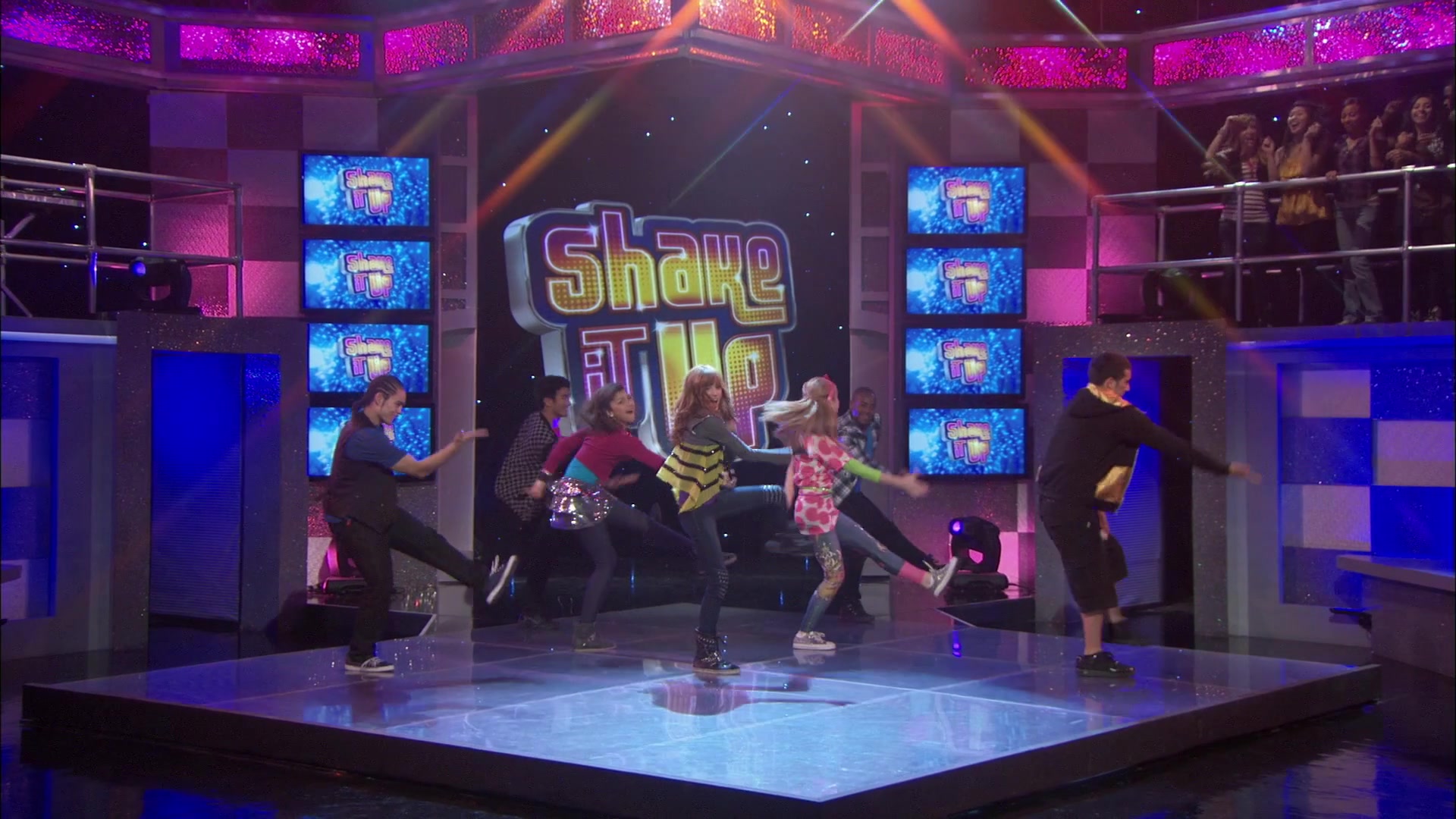 Shake_It_Up_S01E21_1080p_BTD_000186.jpg Shake_It_Up_S01E21_1080p_BTD_000186.jpg