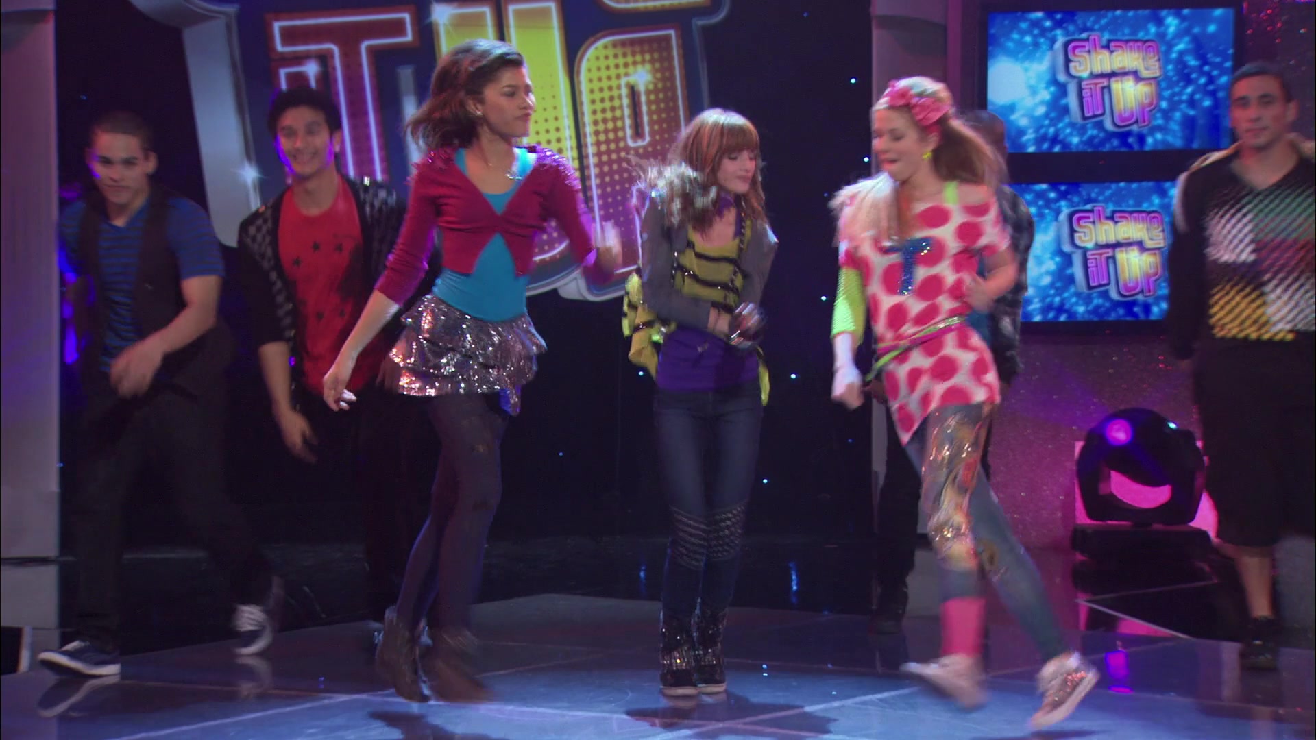 Shake_It_Up_S01E21_1080p_BTD_000197.jpg Shake_It_Up_S01E21_1080p_BTD_000197.jpg
