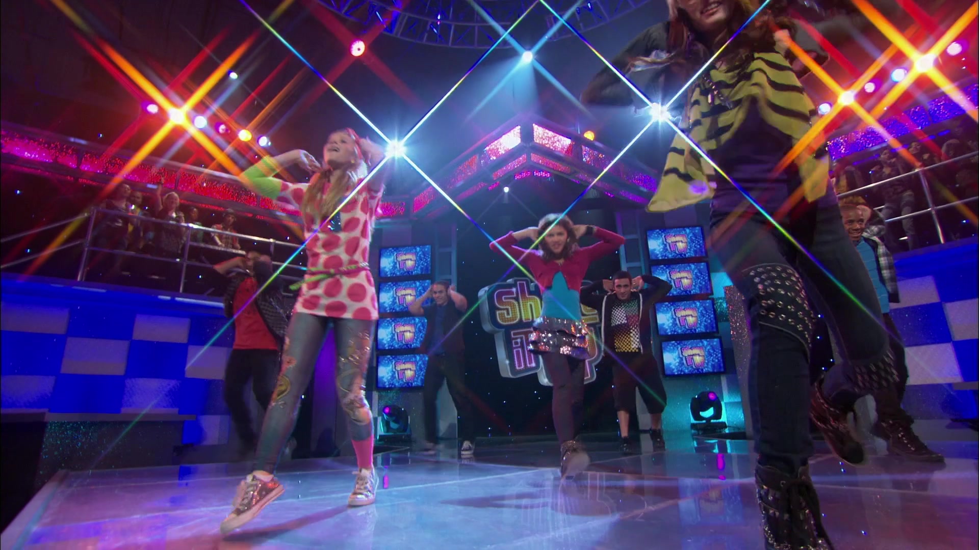 Shake_It_Up_S01E21_1080p_BTD_000234.jpg Shake_It_Up_S01E21_1080p_BTD_000234.jpg