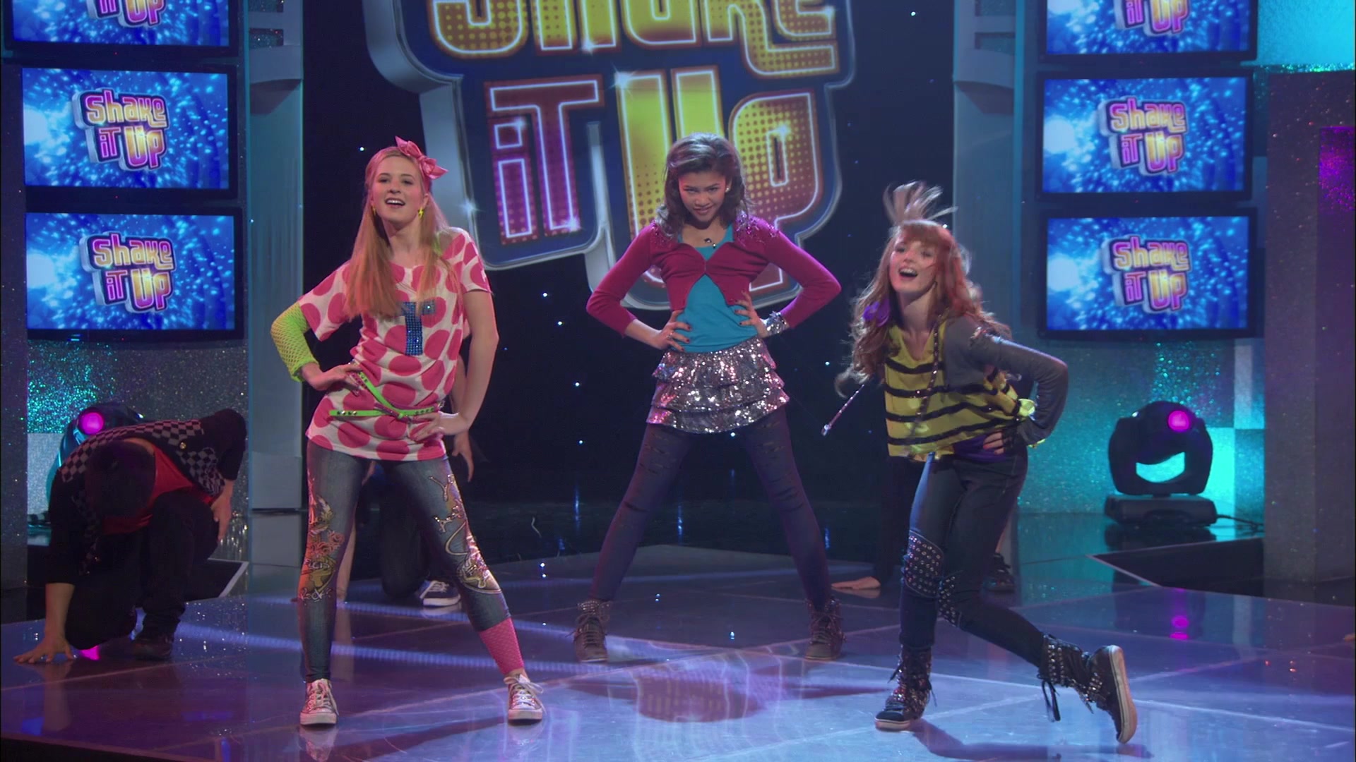 Shake_It_Up_S01E21_1080p_BTD_000248.jpg