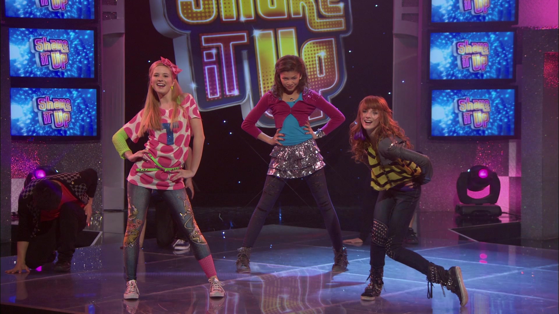 Shake_It_Up_S01E21_1080p_BTD_000249.jpg