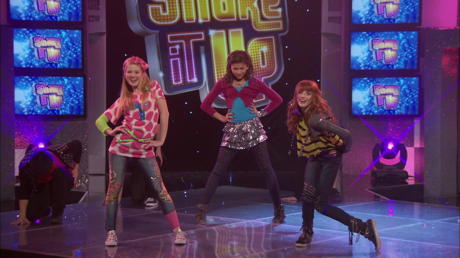 Shake_It_Up_S01E21_1080p_BTD_000250.jpg Shake_It_Up_S01E21_1080p_BTD_000250.jpg