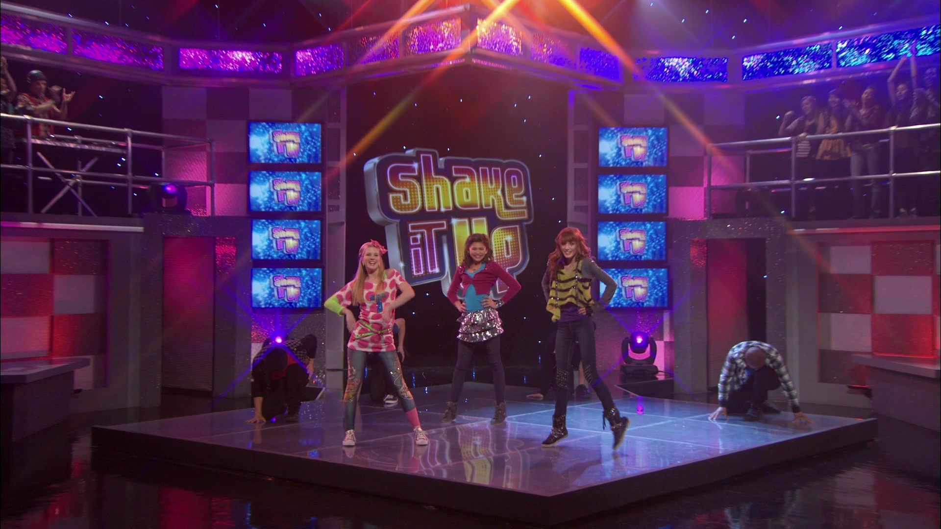 Shake_It_Up_S01E21_1080p_BTD_000255.jpg