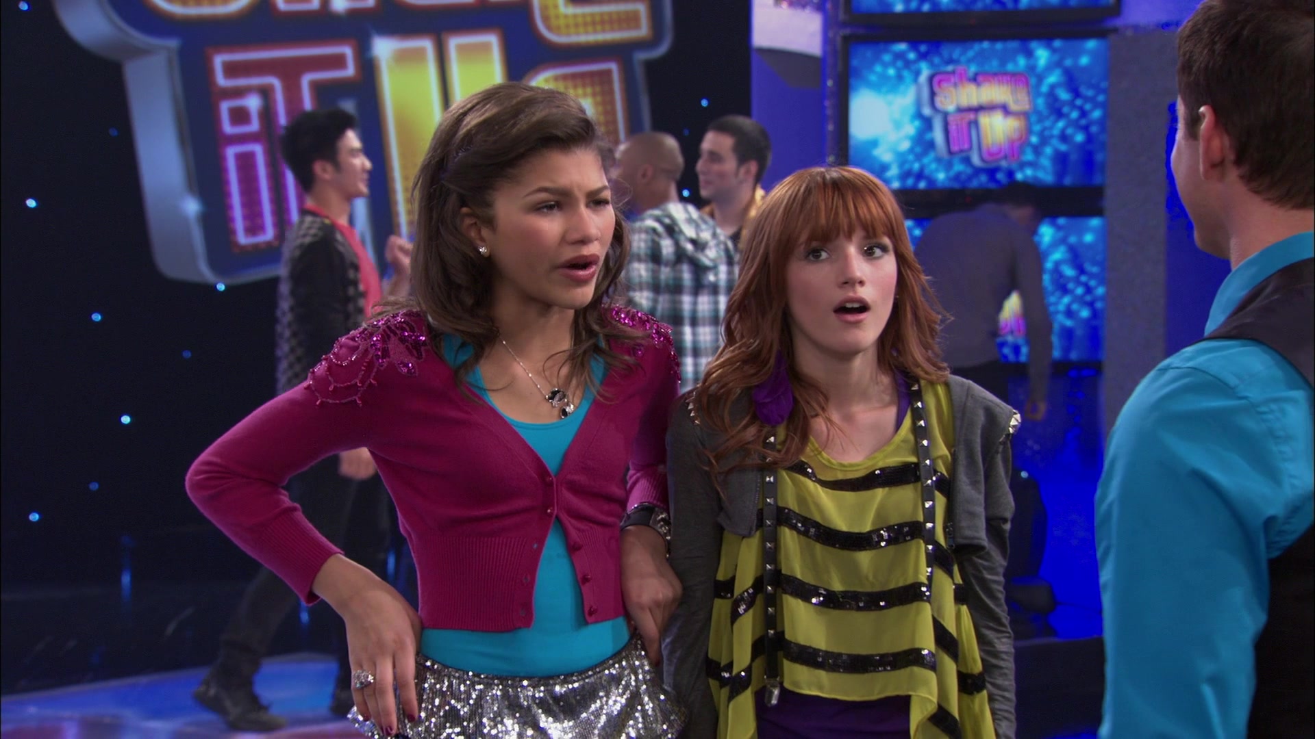 Shake_It_Up_S01E21_1080p_BTD_000289.jpg