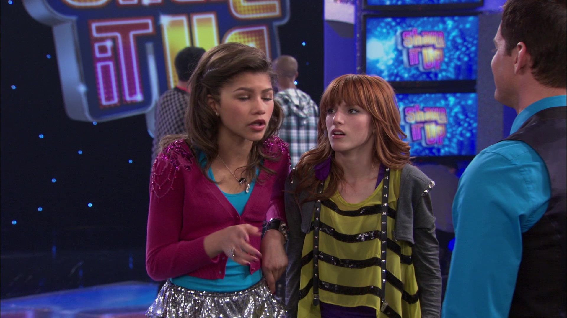 Shake_It_Up_S01E21_1080p_BTD_000292.jpg