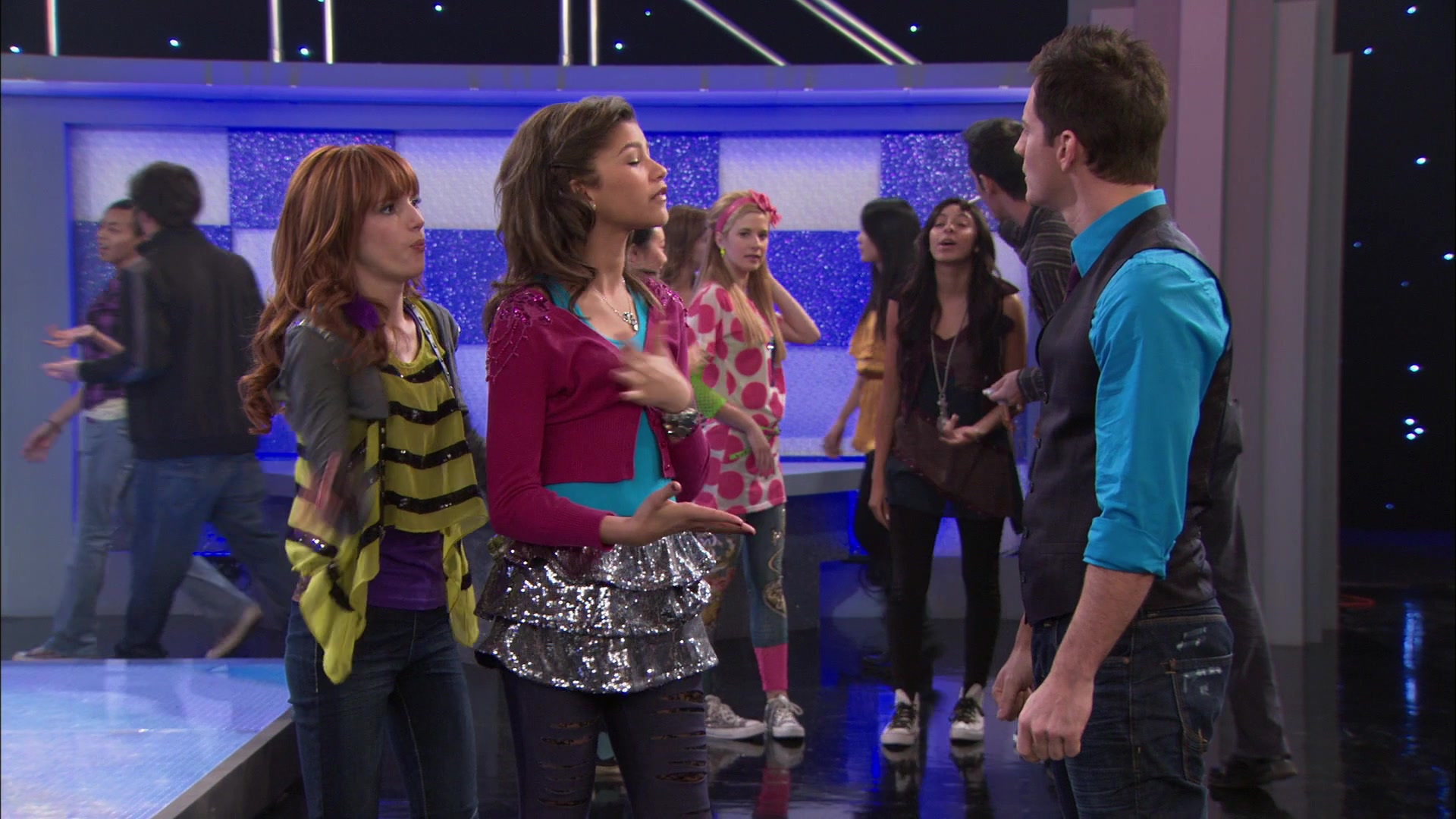 Shake_It_Up_S01E21_1080p_BTD_000300.jpg