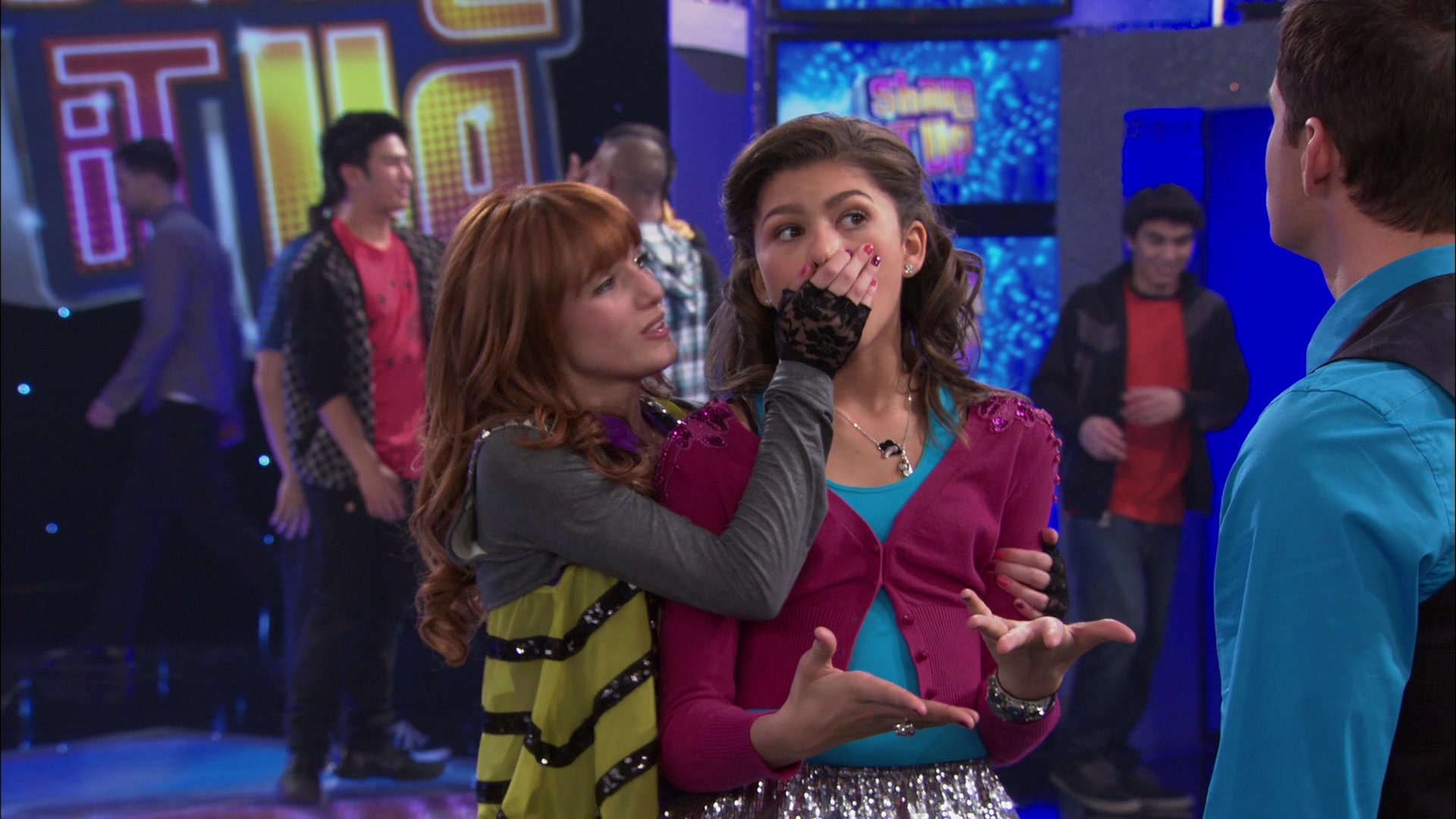 Shake_It_Up_S01E21_1080p_BTD_000308.jpg Shake_It_Up_S01E21_1080p_BTD_000308.jpg