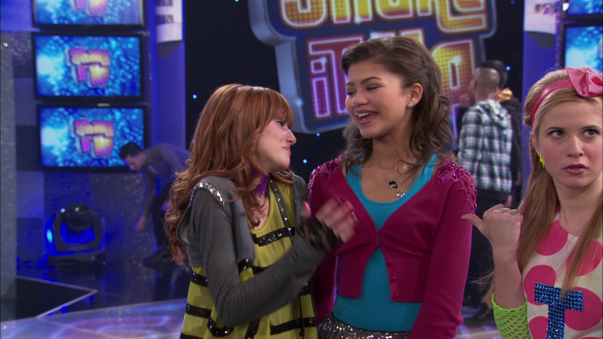 Shake_It_Up_S01E21_1080p_BTD_000342.jpg