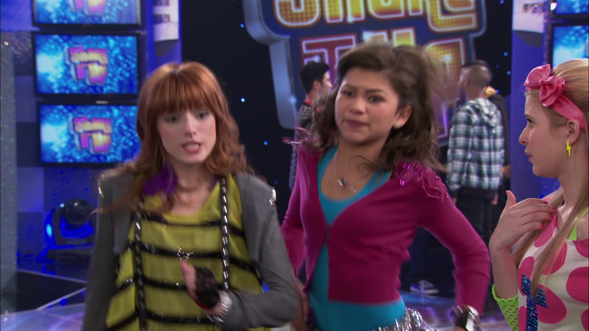 Shake_It_Up_S01E21_1080p_BTD_000353.jpg