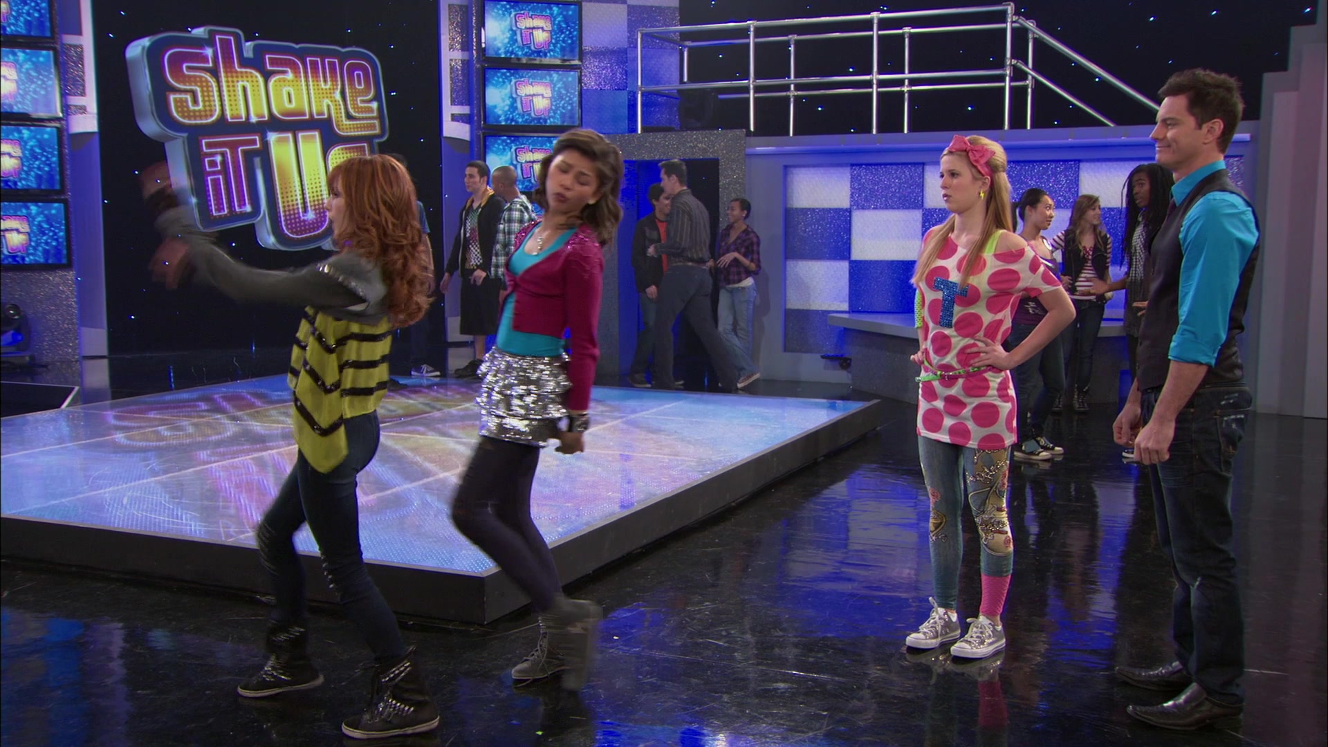Shake_It_Up_S01E21_1080p_BTD_000367.jpg Shake_It_Up_S01E21_1080p_BTD_000367.jpg
