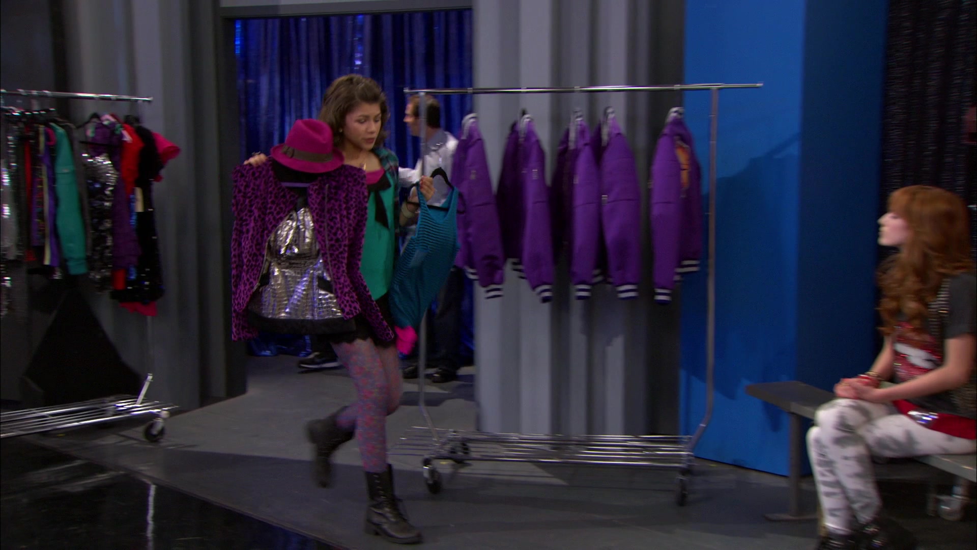 Shake_It_Up_S01E21_1080p_BTD_000711.jpg