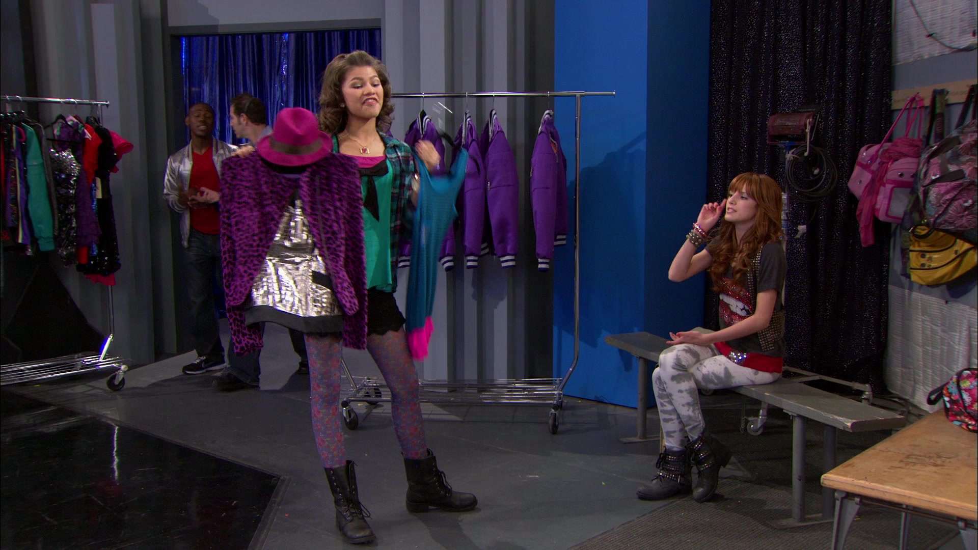 Shake_It_Up_S01E21_1080p_BTD_000715.jpg