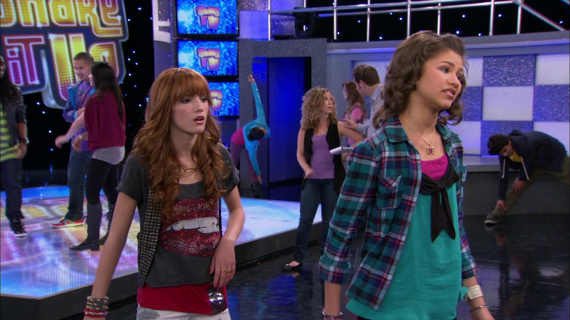 Shake_It_Up_S01E21_1080p_BTD_000814.jpg