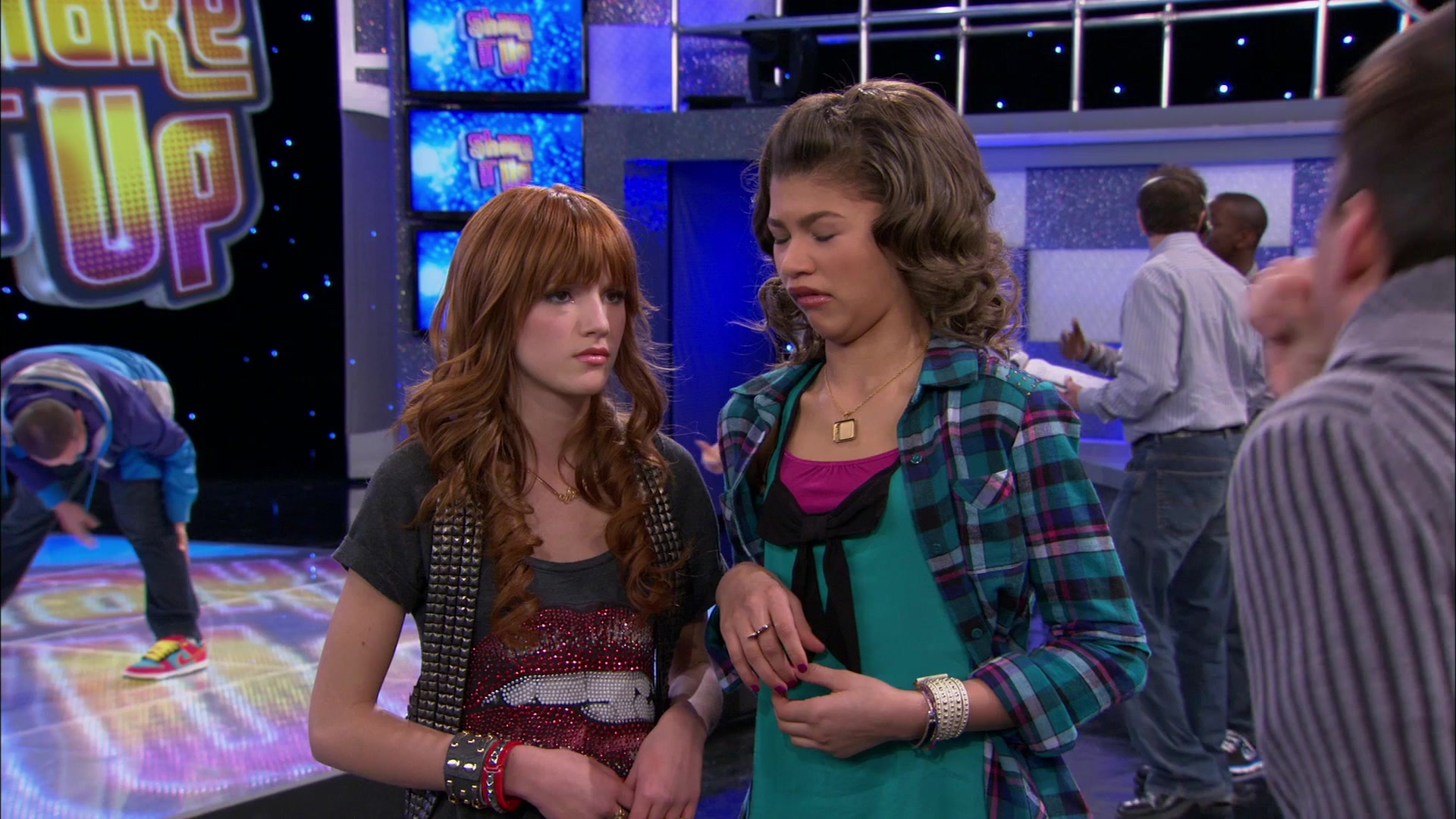 Shake_It_Up_S01E21_1080p_BTD_000871.jpg Shake_It_Up_S01E21_1080p_BTD_000871.jpg