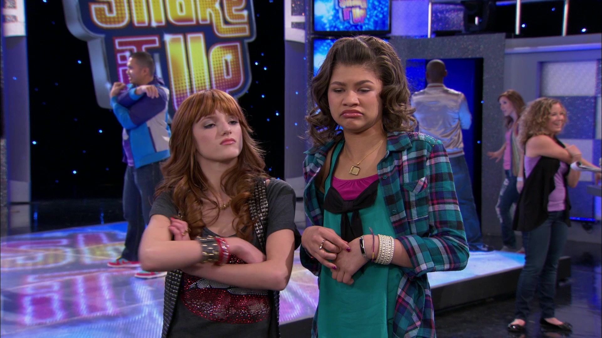 Shake_It_Up_S01E21_1080p_BTD_000891.jpg Shake_It_Up_S01E21_1080p_BTD_000891.jpg