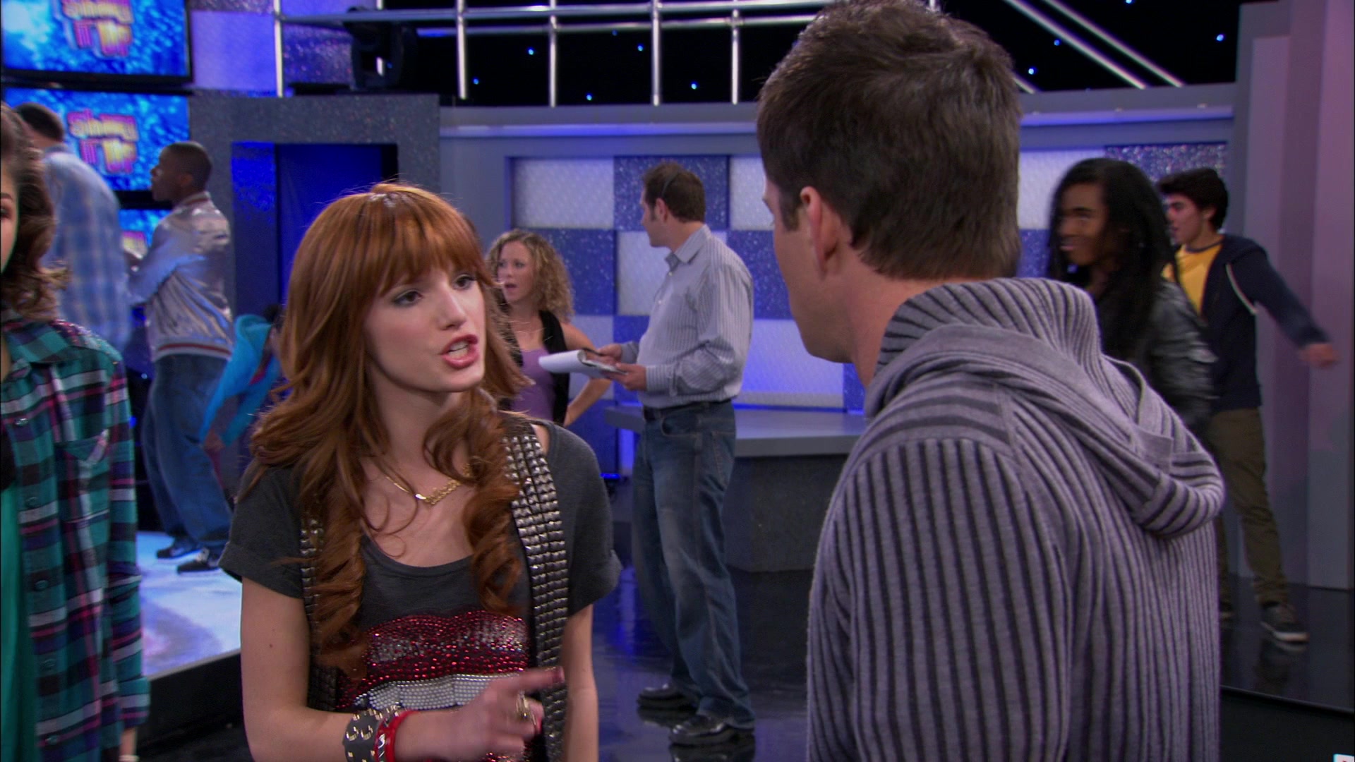 Shake_It_Up_S01E21_1080p_BTD_000907.jpg