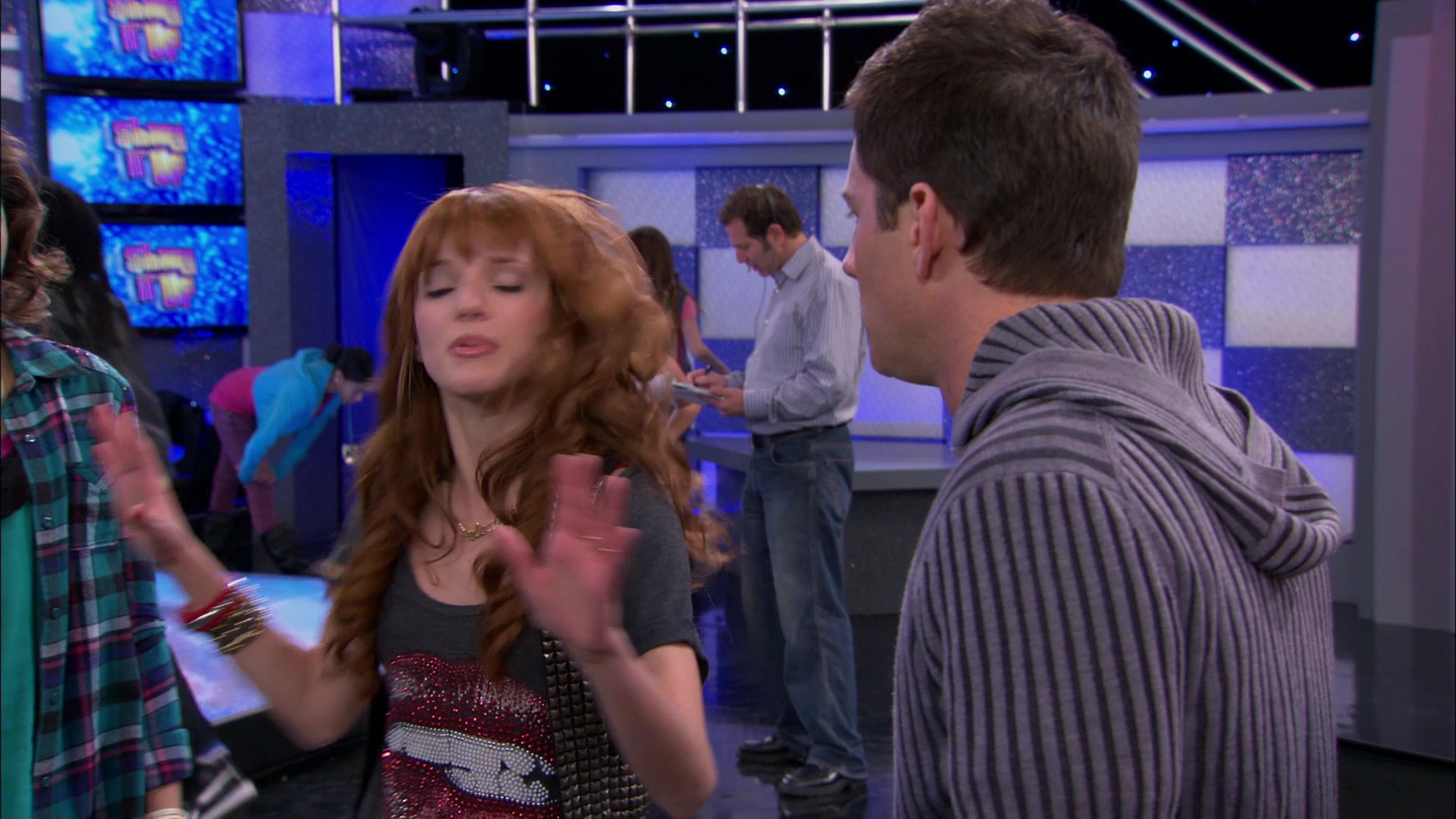 Shake_It_Up_S01E21_1080p_BTD_000914.jpg