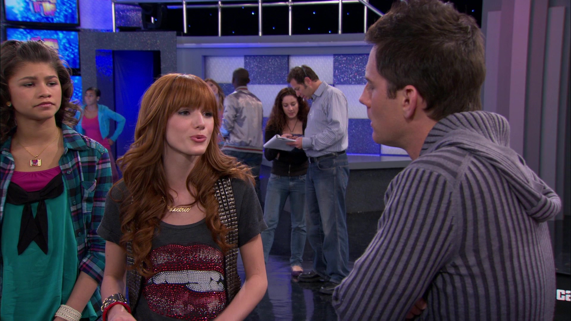 Shake_It_Up_S01E21_1080p_BTD_000921.jpg Shake_It_Up_S01E21_1080p_BTD_000921.jpg