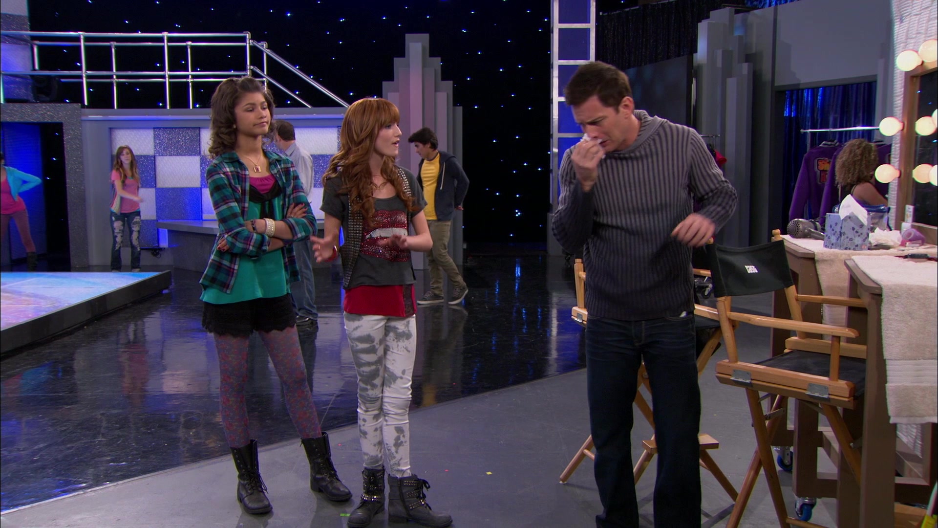 Shake_It_Up_S01E21_1080p_BTD_000950.jpg Shake_It_Up_S01E21_1080p_BTD_000950.jpg