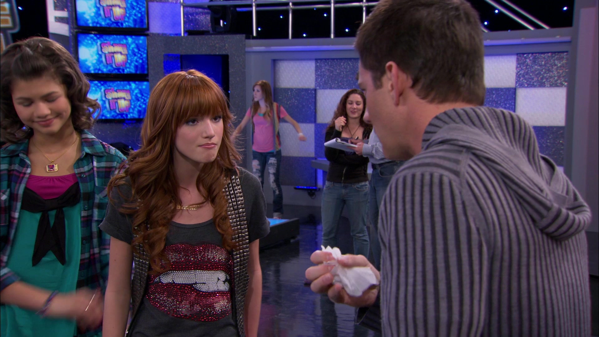 Shake_It_Up_S01E21_1080p_BTD_000954.jpg