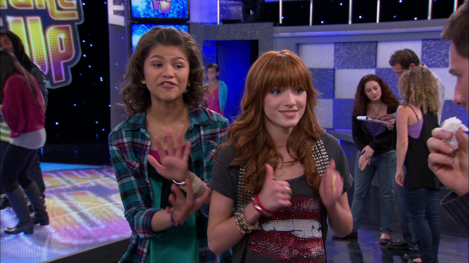 Shake_It_Up_S01E21_1080p_BTD_000970.jpg Shake_It_Up_S01E21_1080p_BTD_000970.jpg