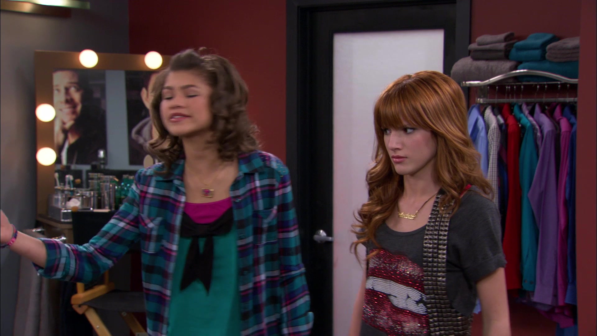 Shake_It_Up_S01E21_1080p_BTD_001258.jpg