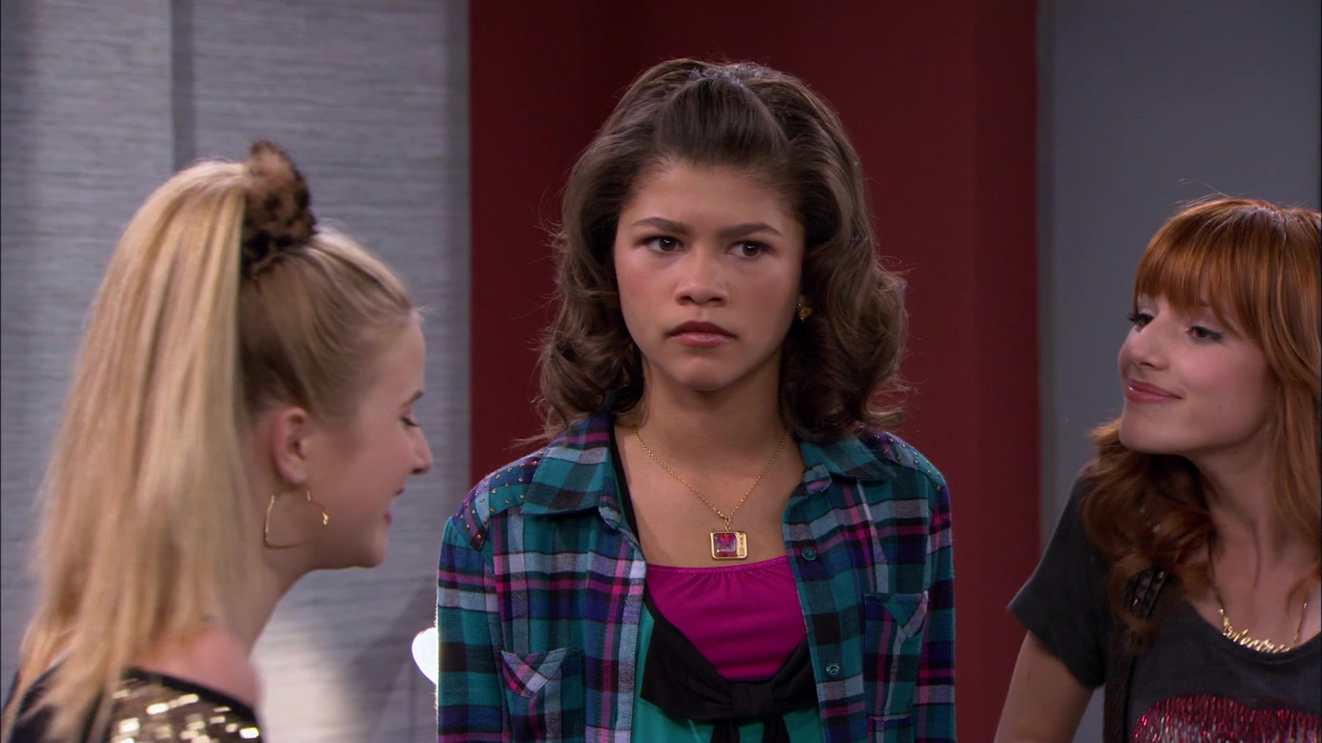 Shake_It_Up_S01E21_1080p_BTD_001345.jpg