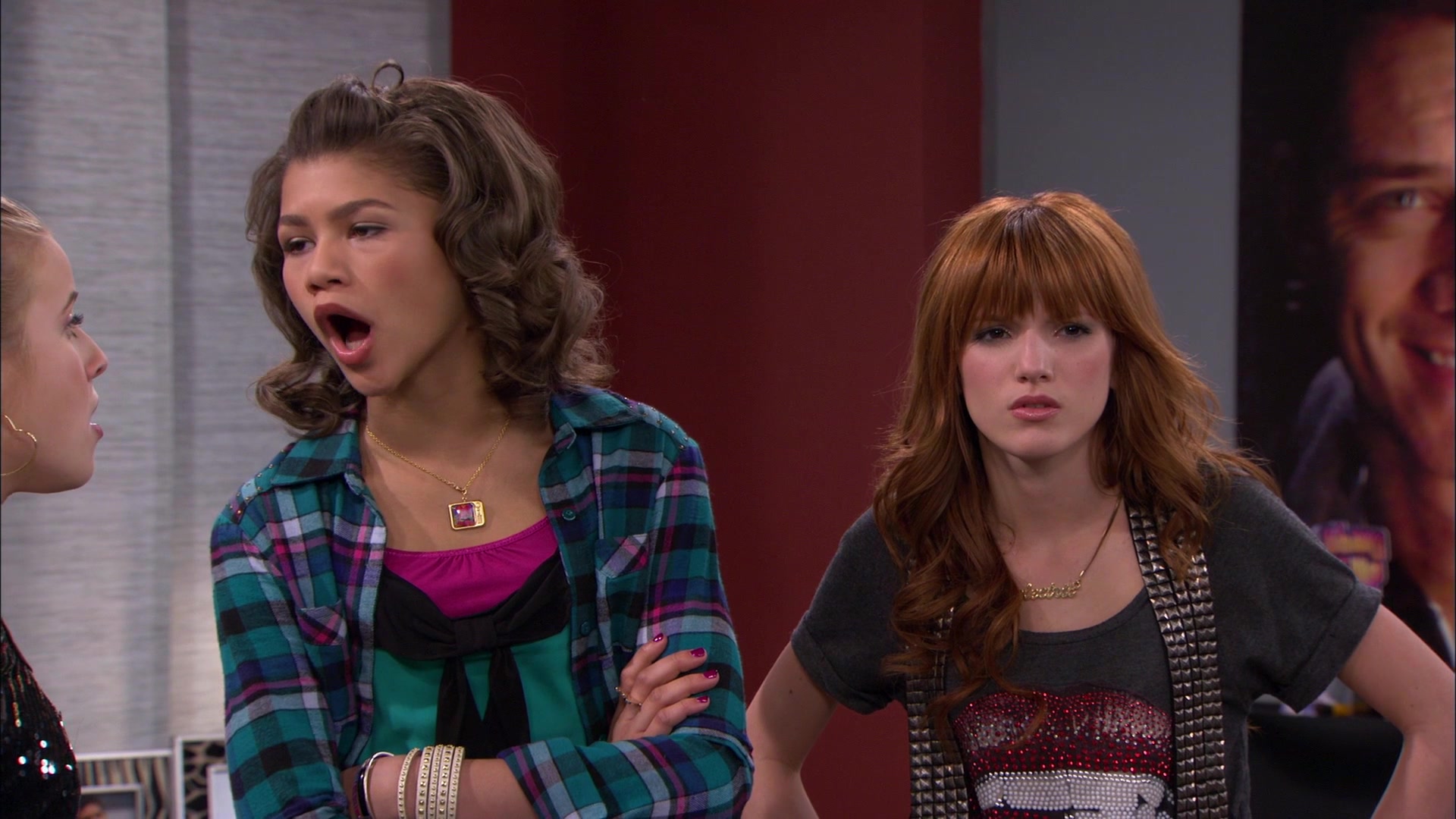 Shake_It_Up_S01E21_1080p_BTD_001369.jpg