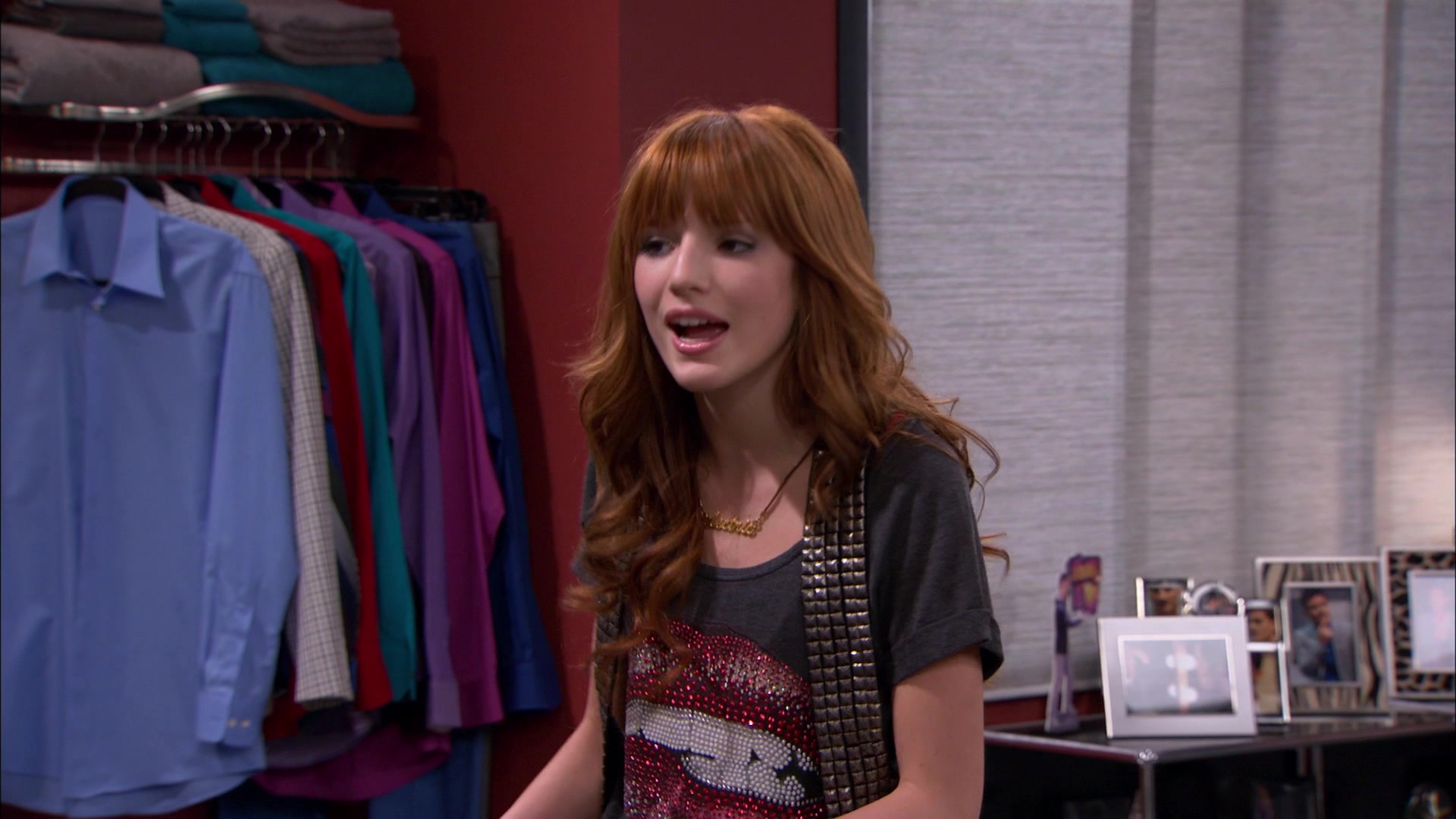 Shake_It_Up_S01E21_1080p_BTD_001404.jpg