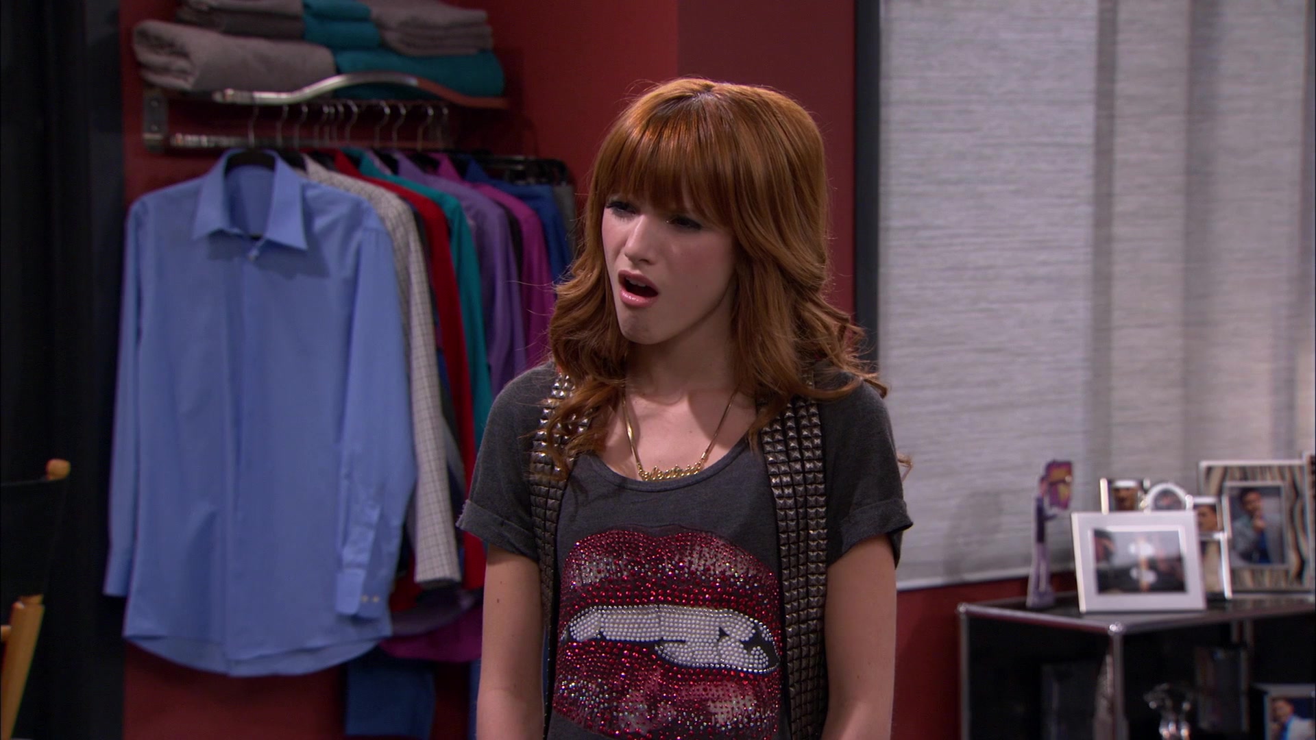 Shake_It_Up_S01E21_1080p_BTD_001433.jpg