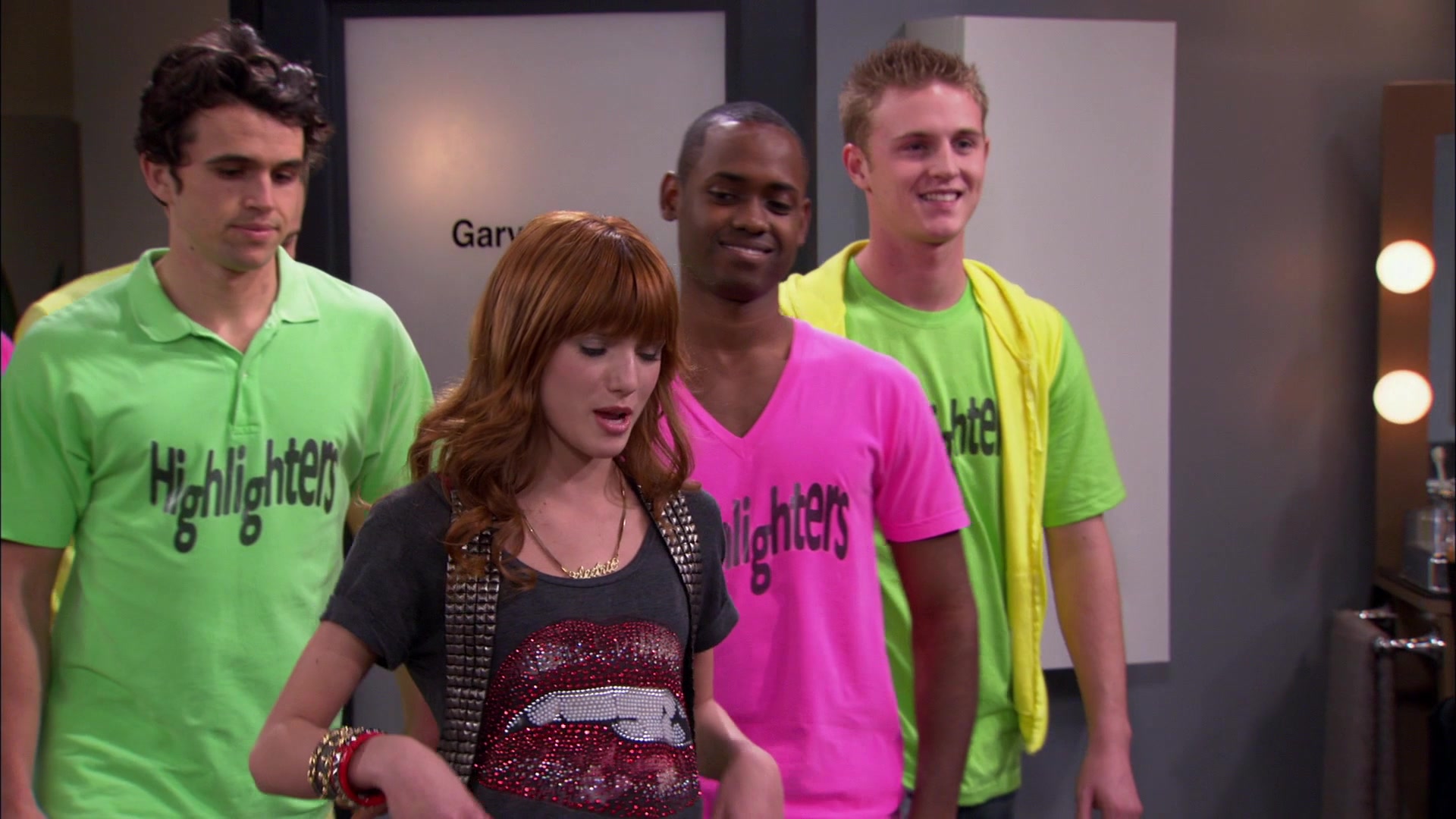 Shake_It_Up_S01E21_1080p_BTD_001455.jpg