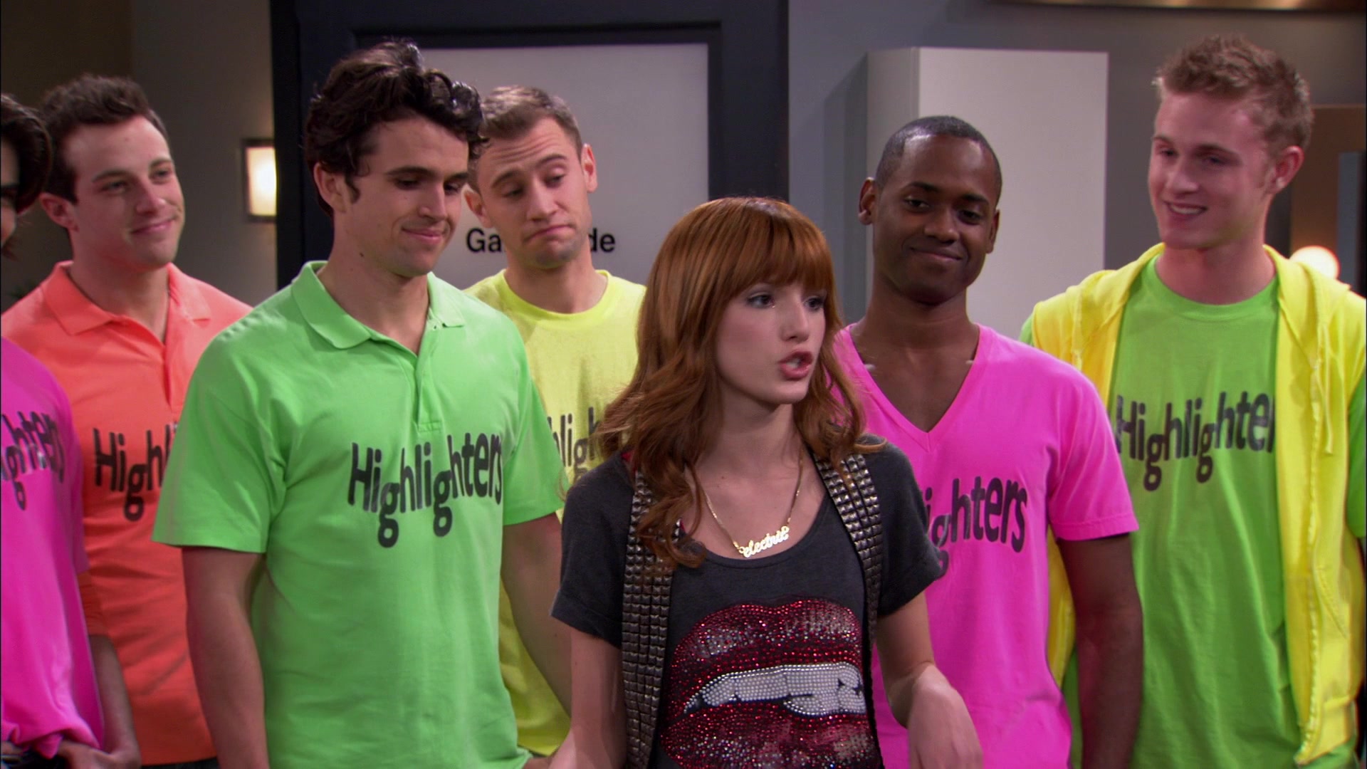 Shake_It_Up_S01E21_1080p_BTD_001480.jpg