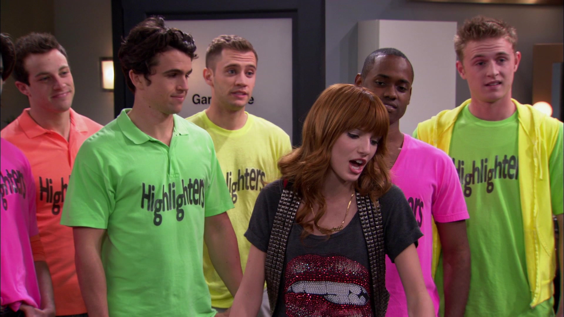 Shake_It_Up_S01E21_1080p_BTD_001486.jpg Shake_It_Up_S01E21_1080p_BTD_001486.jpg