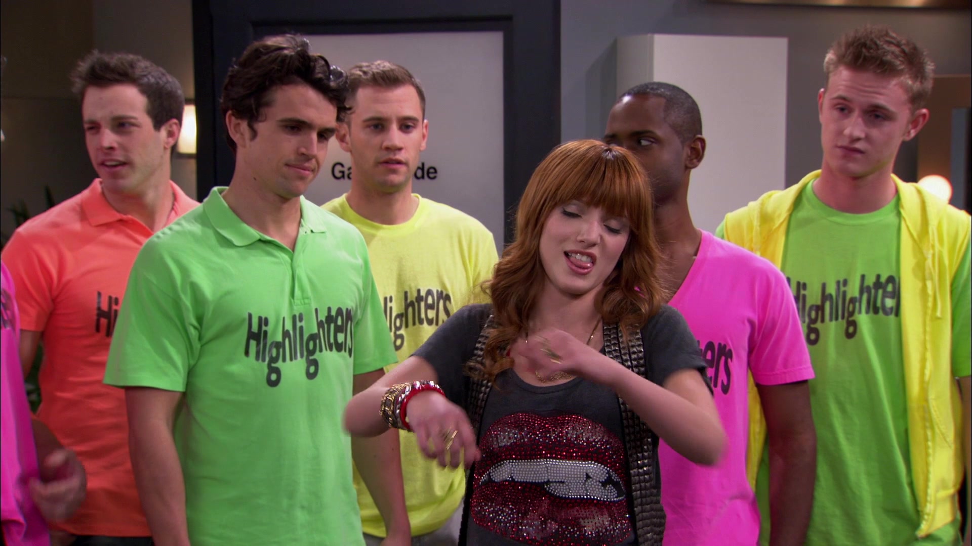 Shake_It_Up_S01E21_1080p_BTD_001492.jpg Shake_It_Up_S01E21_1080p_BTD_001492.jpg