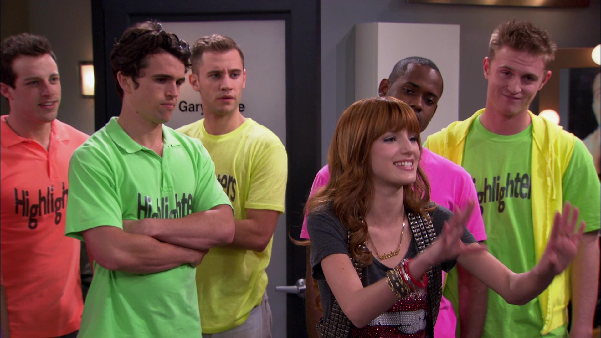Shake_It_Up_S01E21_1080p_BTD_001510.jpg