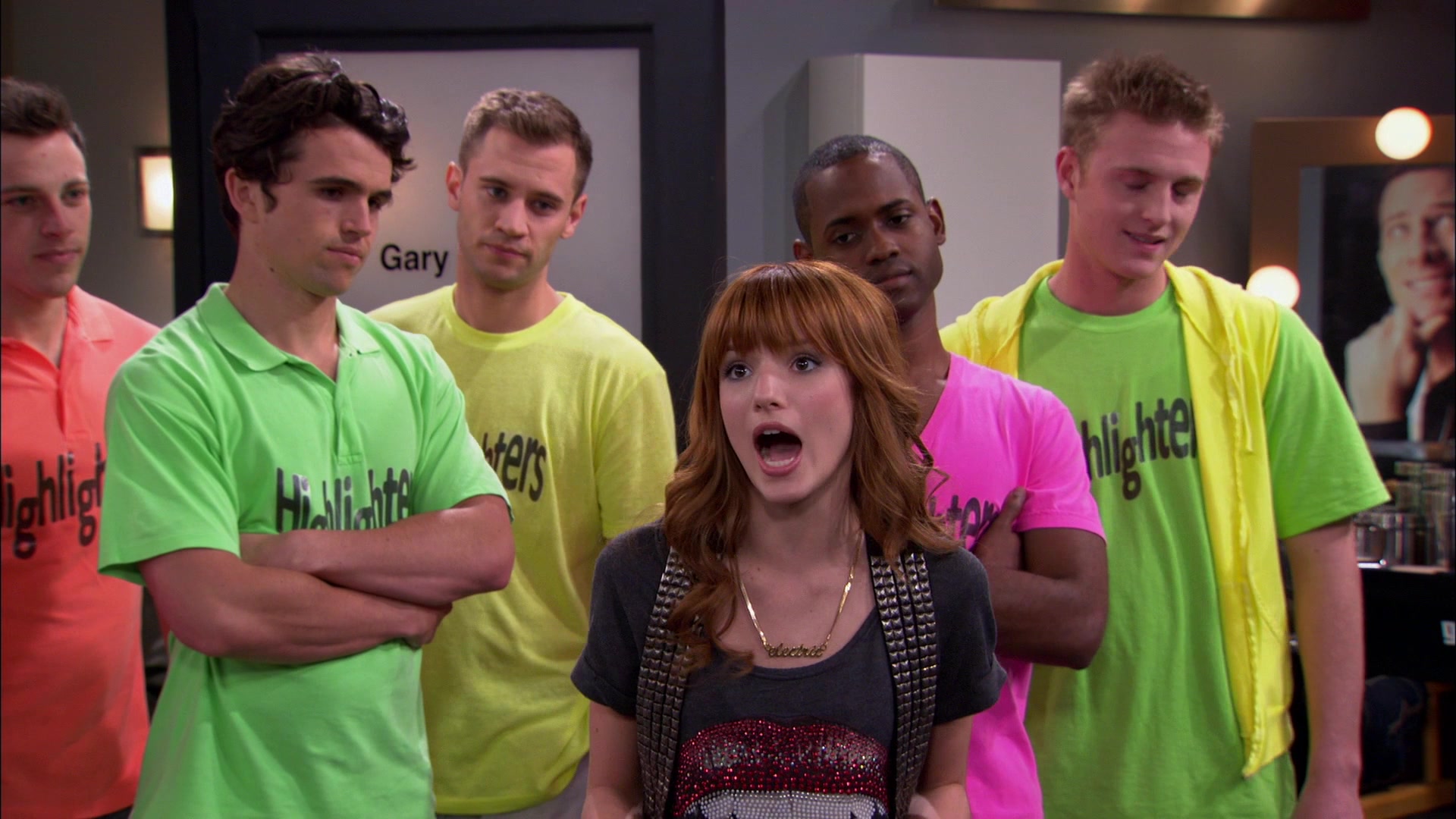 Shake_It_Up_S01E21_1080p_BTD_001521.jpg
