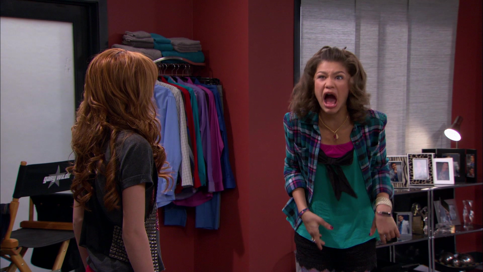 Shake_It_Up_S01E21_1080p_BTD_001579.jpg Shake_It_Up_S01E21_1080p_BTD_001579.jpg