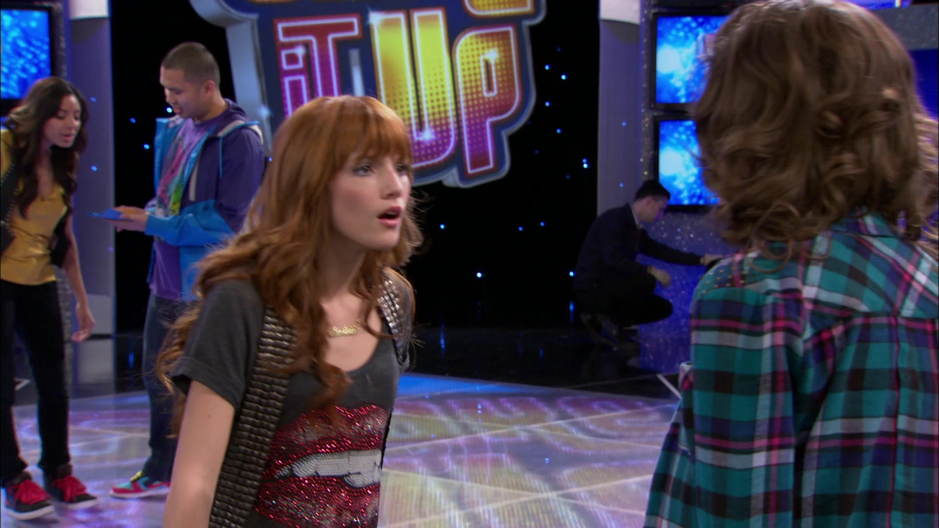 Shake_It_Up_S01E21_1080p_BTD_001614.jpg