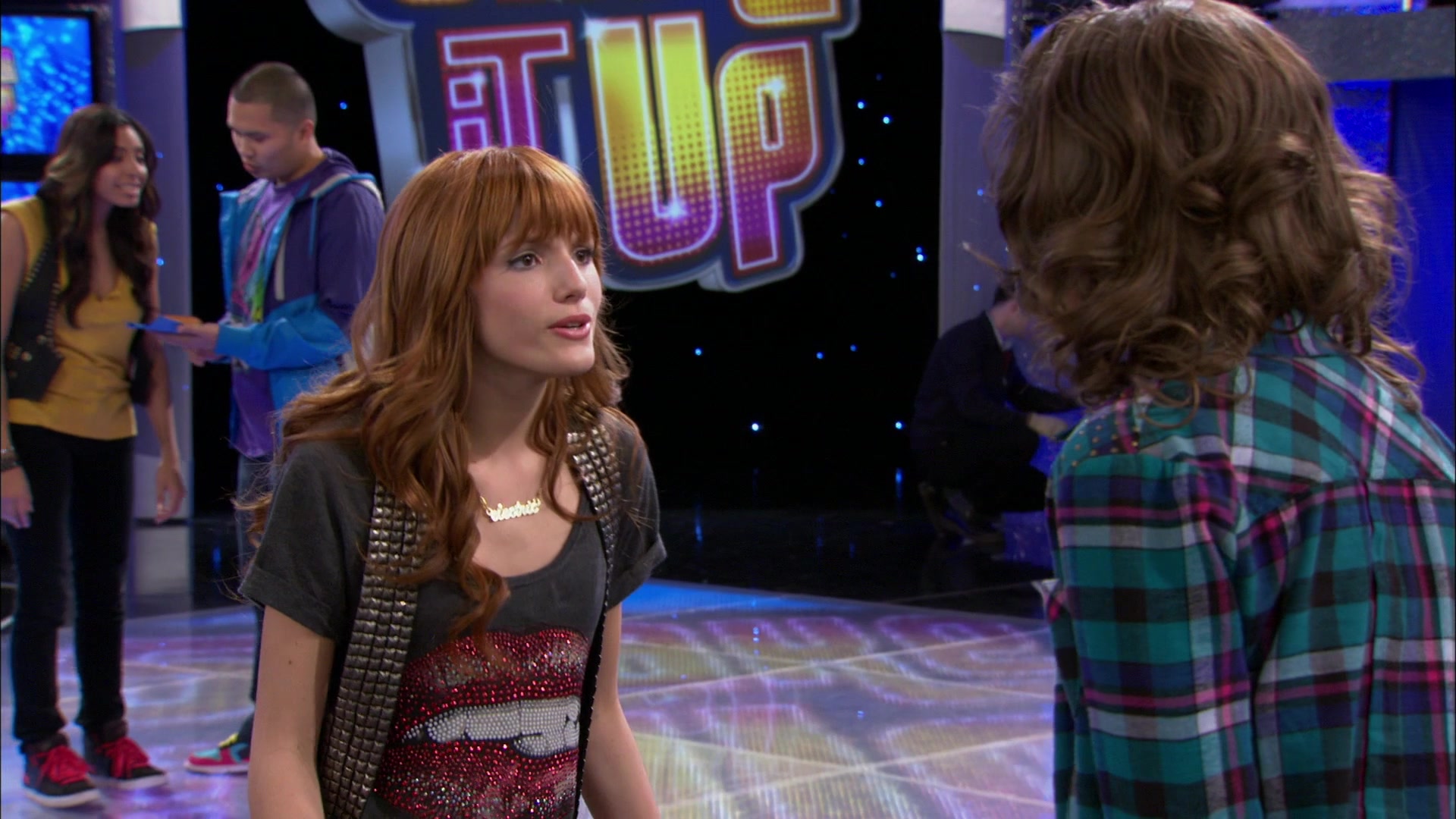 Shake_It_Up_S01E21_1080p_BTD_001615.jpg
