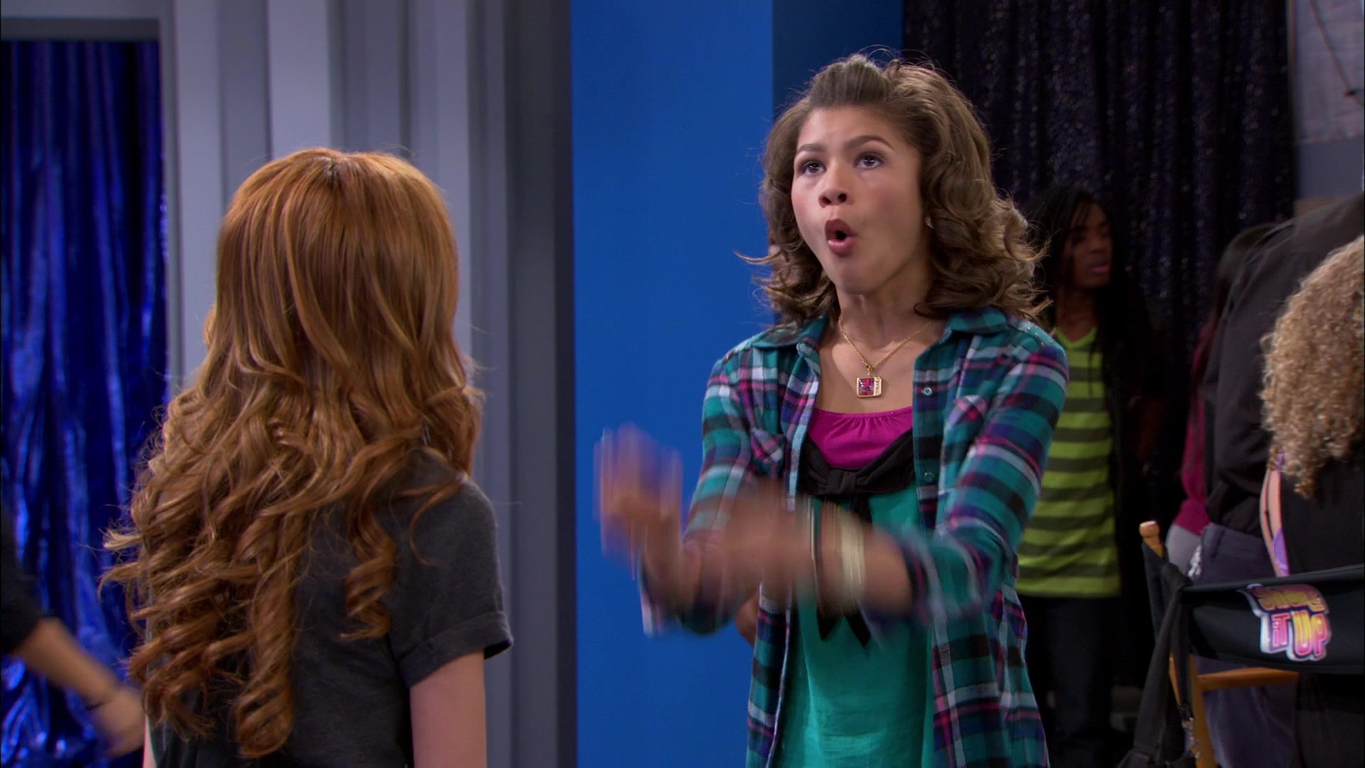 Shake_It_Up_S01E21_1080p_BTD_001621.jpg